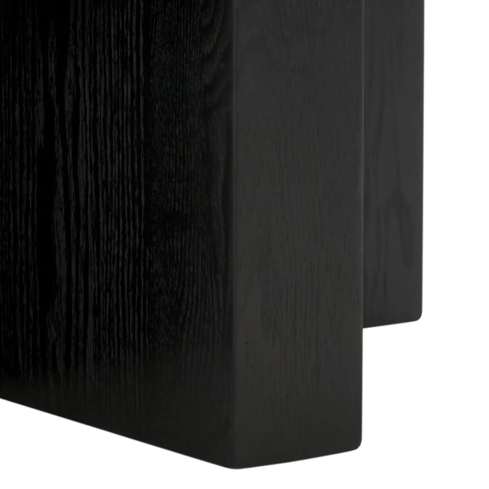 Aishu Accent Table in Black, detail view