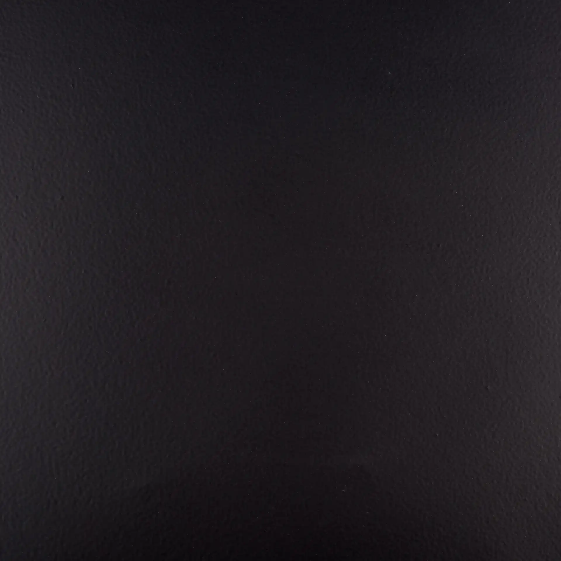 Ronin Accent Table in Black, detail view