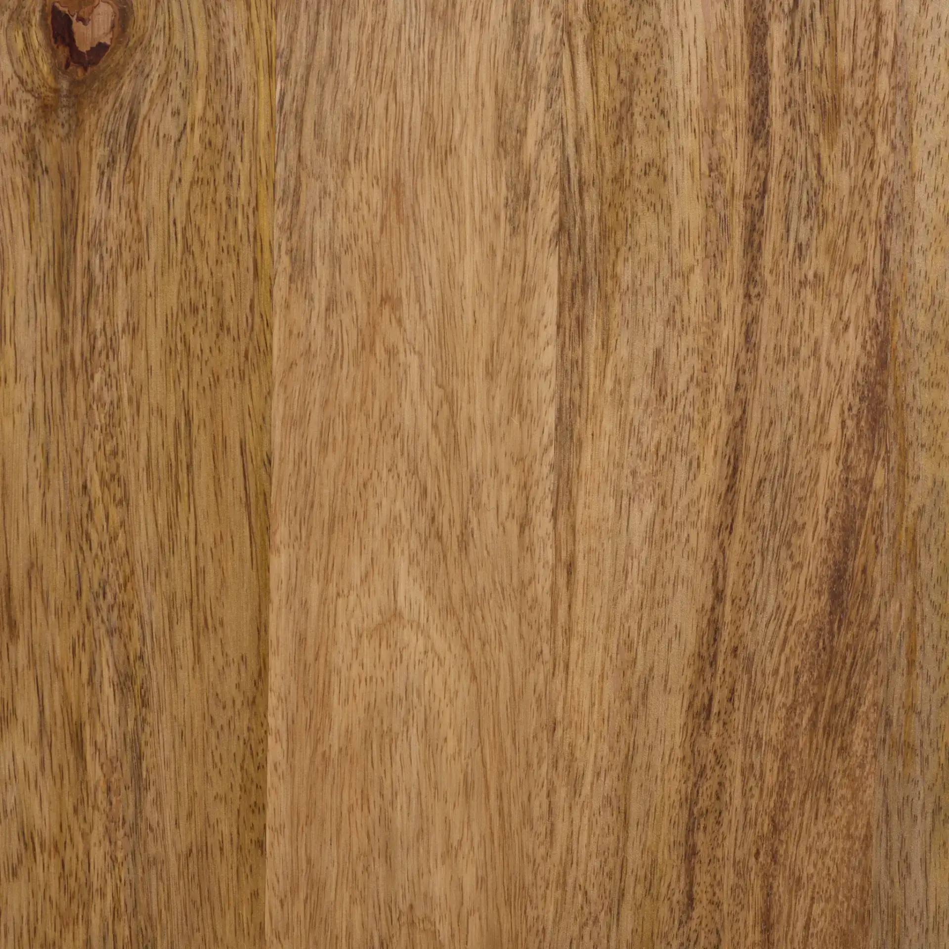 Amirah Accent Table in Natural / Black, detail view