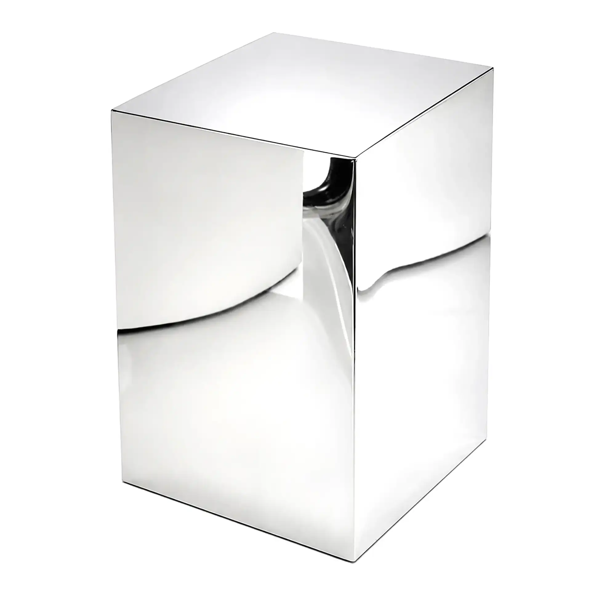 Gwenda Accent Table in Silver, detail view
