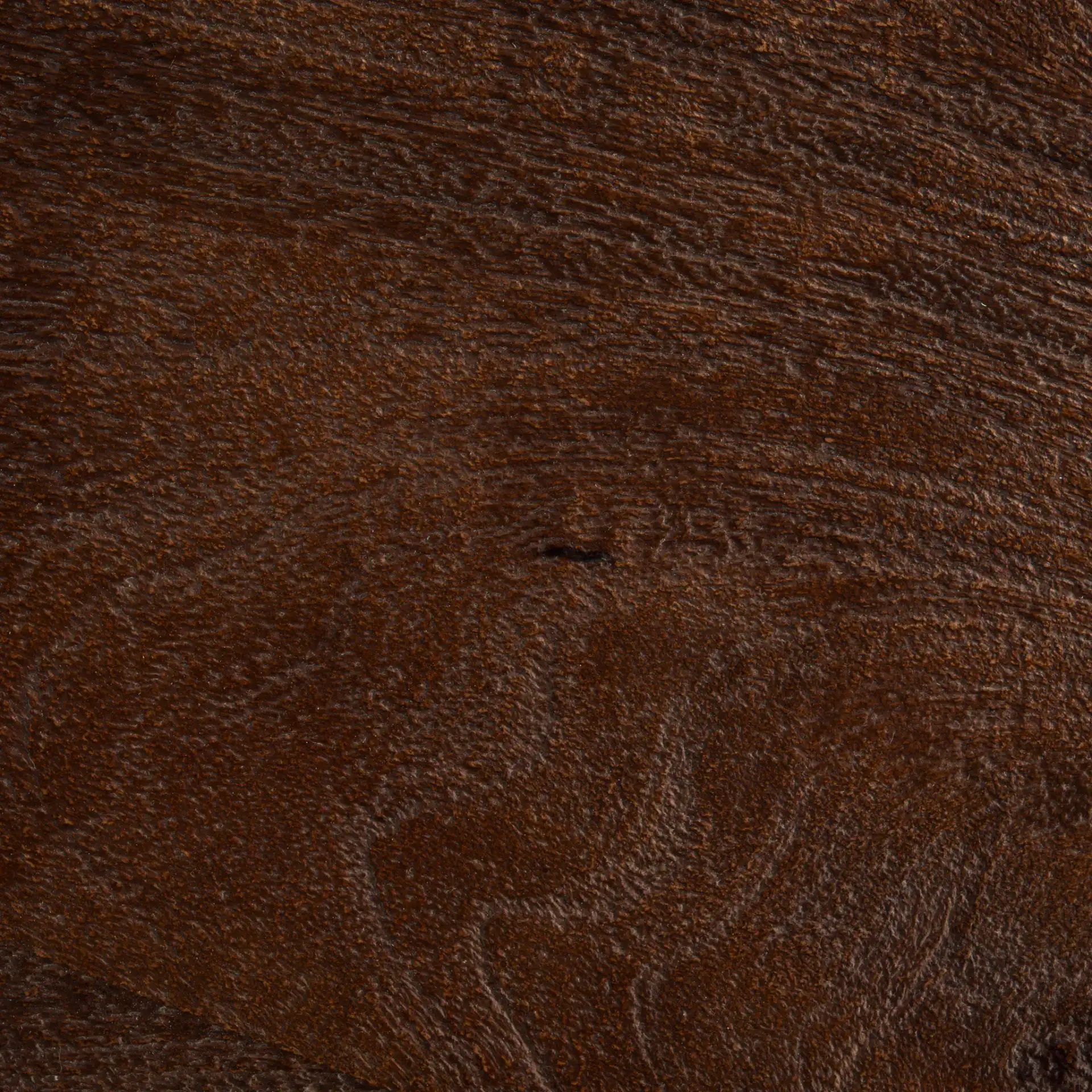 Ian Three-Circle Accent Table in Rustic Honey / Gold, detail view