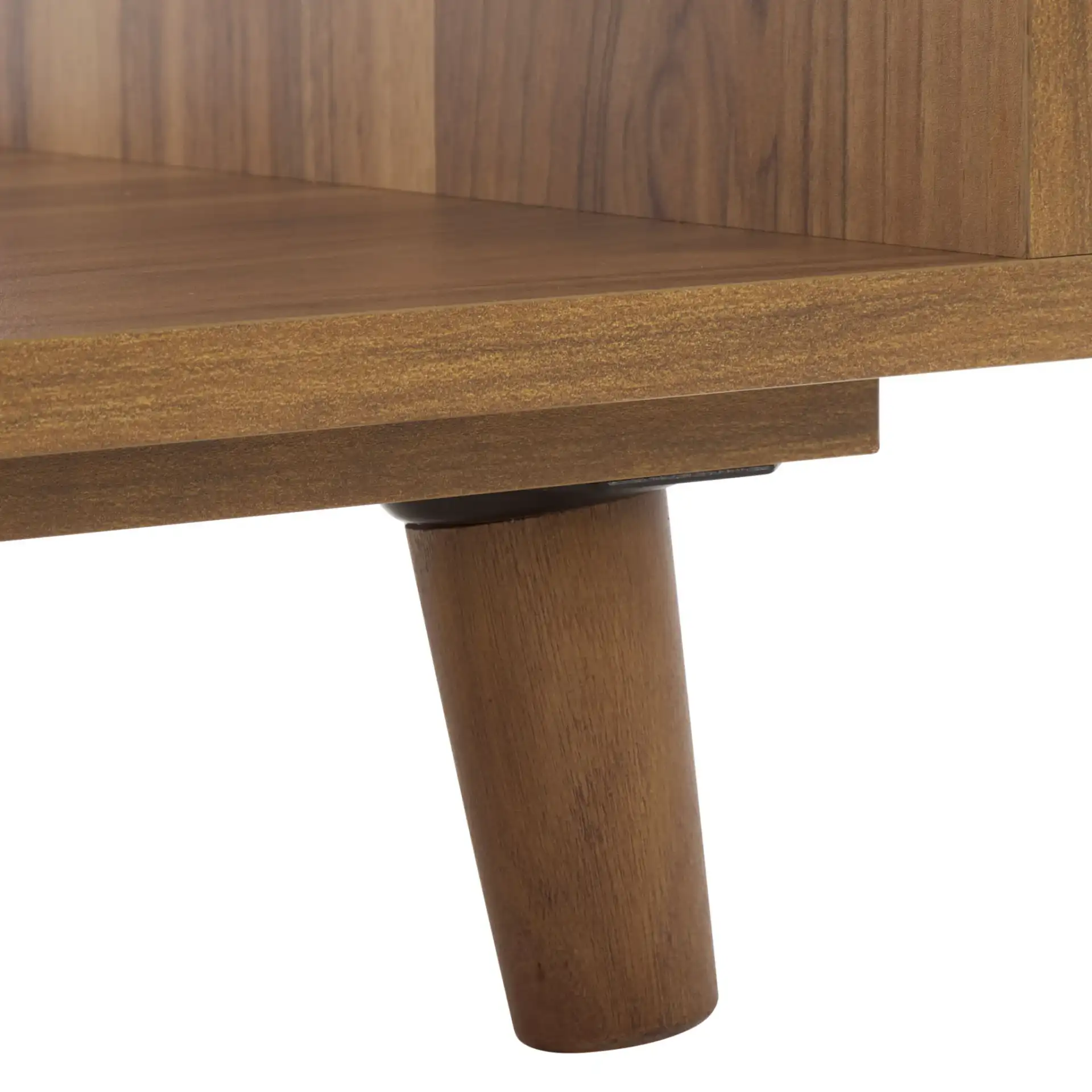 Yona Vertical Accent Table in Black, detail view