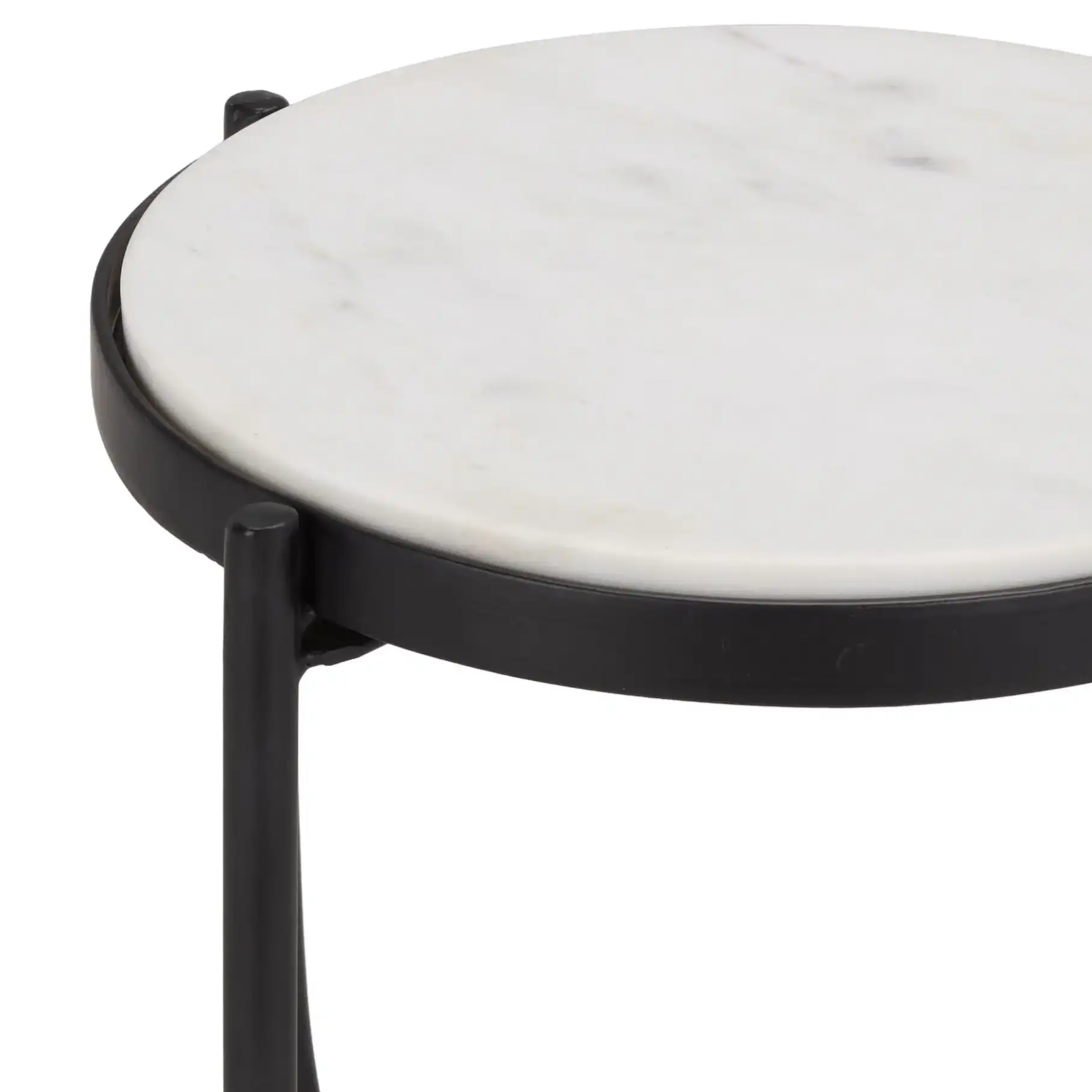 Daveth Round Drink Accent Table in White Marble / Black in a styled room