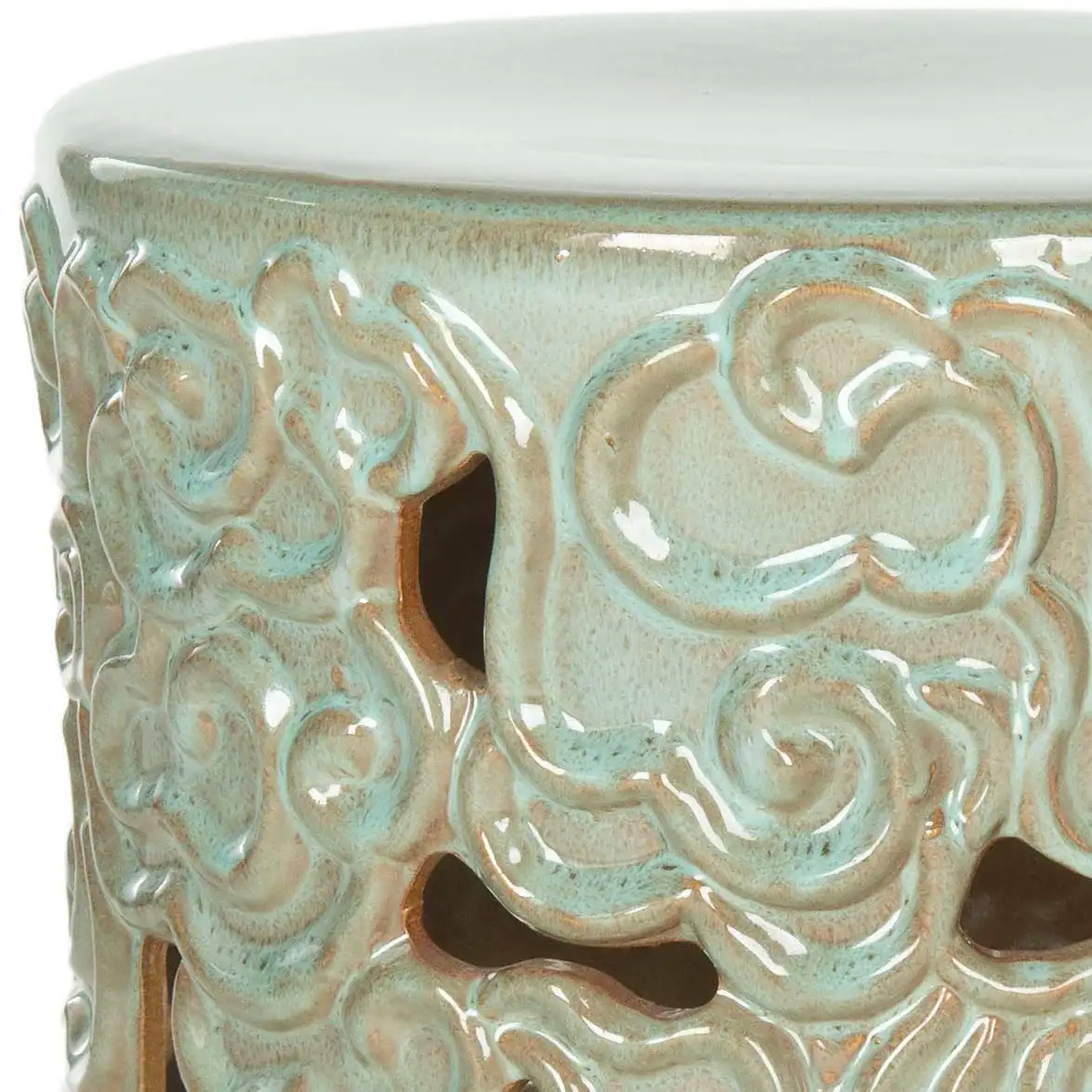 Cloud Garden Stool in Reactive Blue, detail view