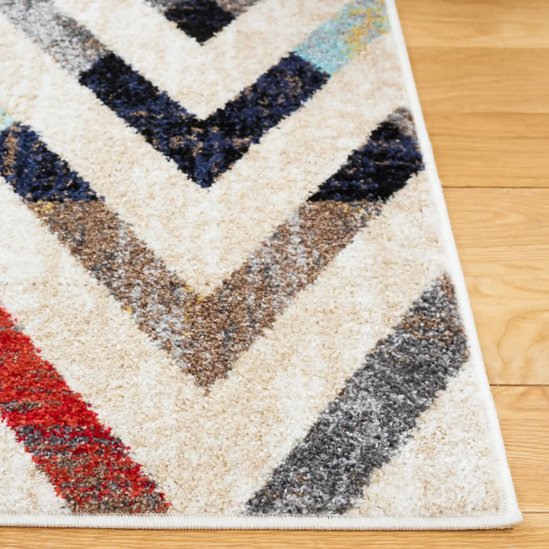 Adirondack Zigzag Rug in Ivory / Gray Rust in a styled room