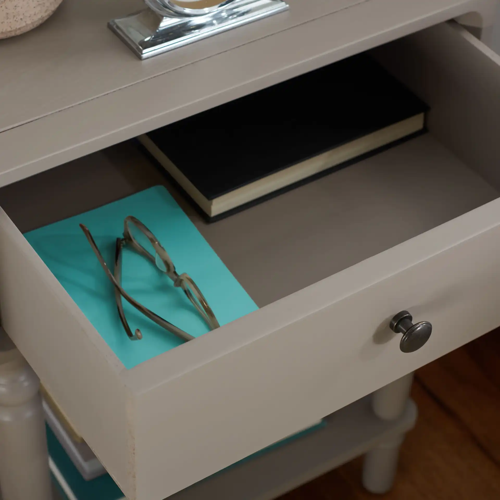 Siobhan Accent Table With Storage Drawer in Gray Mauve in a styled room
