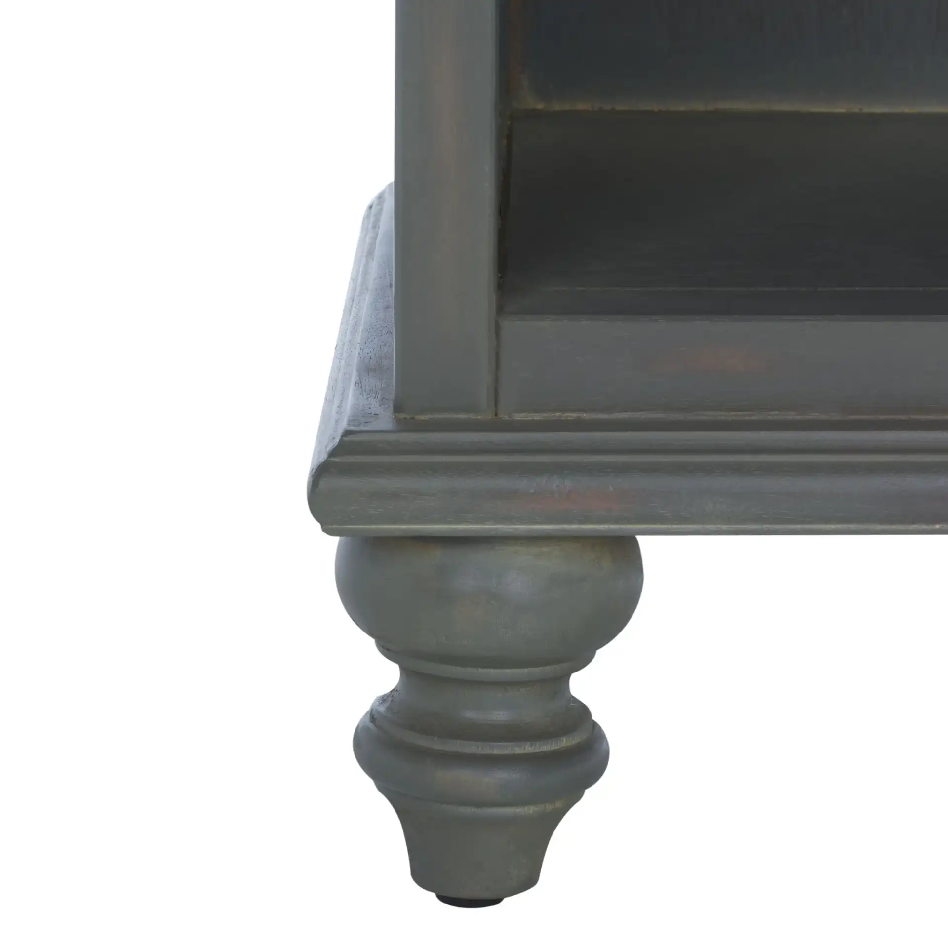 Jezabel End Table in White, detail view