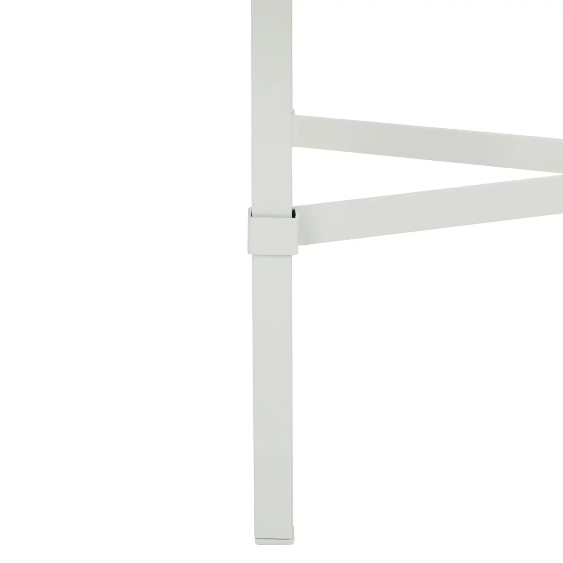 Viggo Chairside Table in Black, detail view