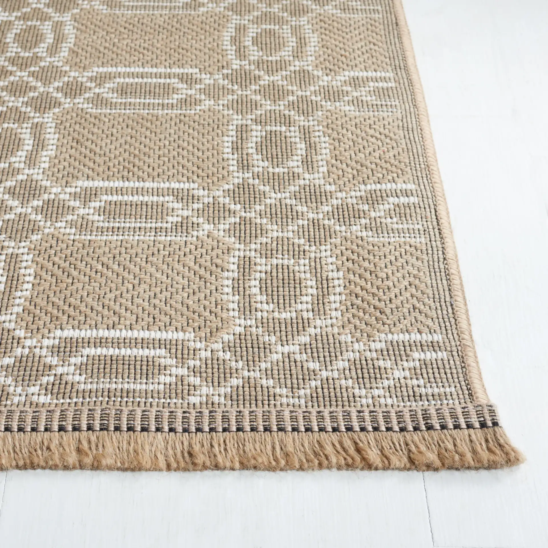 Aspect Interlocking Lattice Jute Rug in Natural / Ivory in a styled room