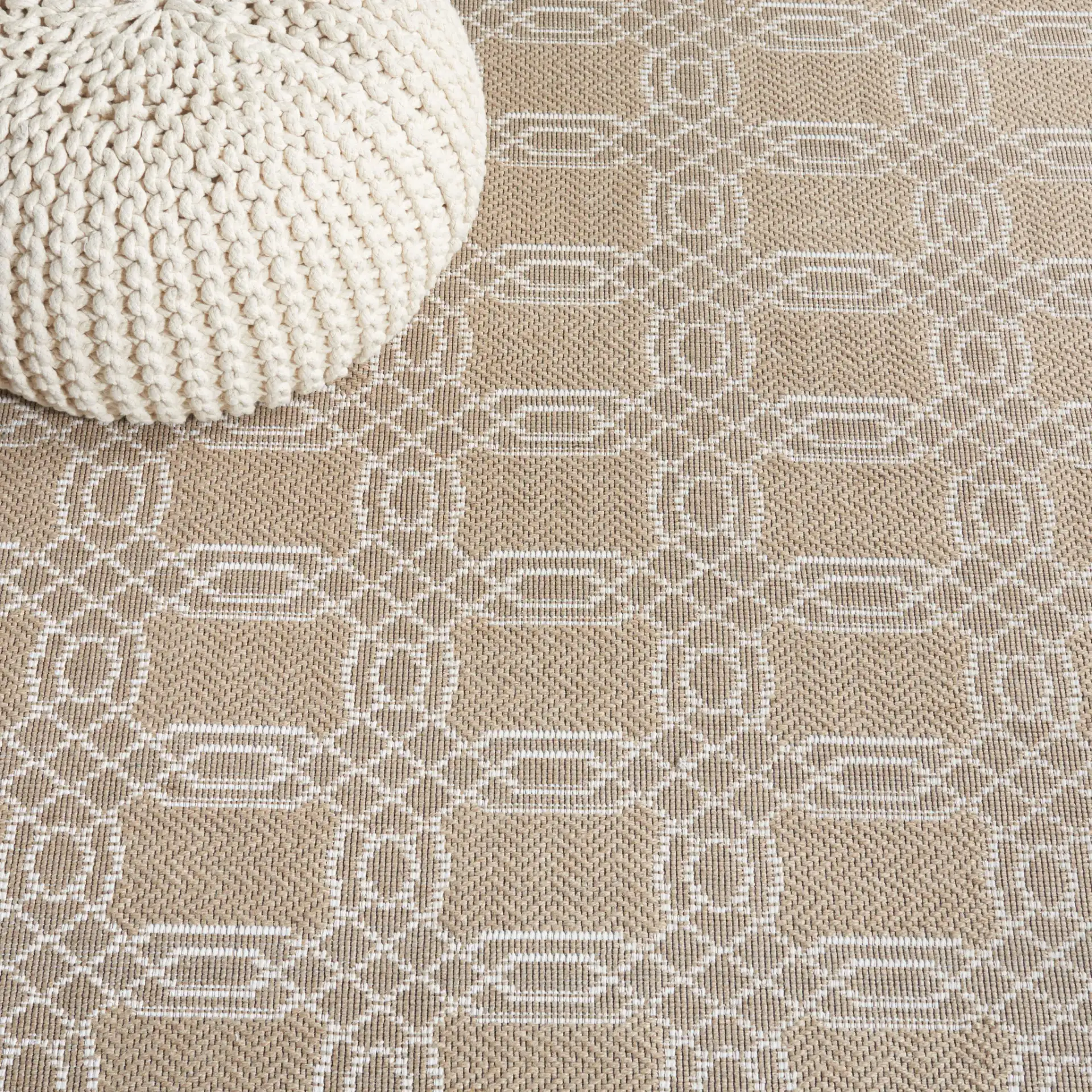 Aspect Interlocking Lattice Jute Rug in Natural / Ivory in a styled room