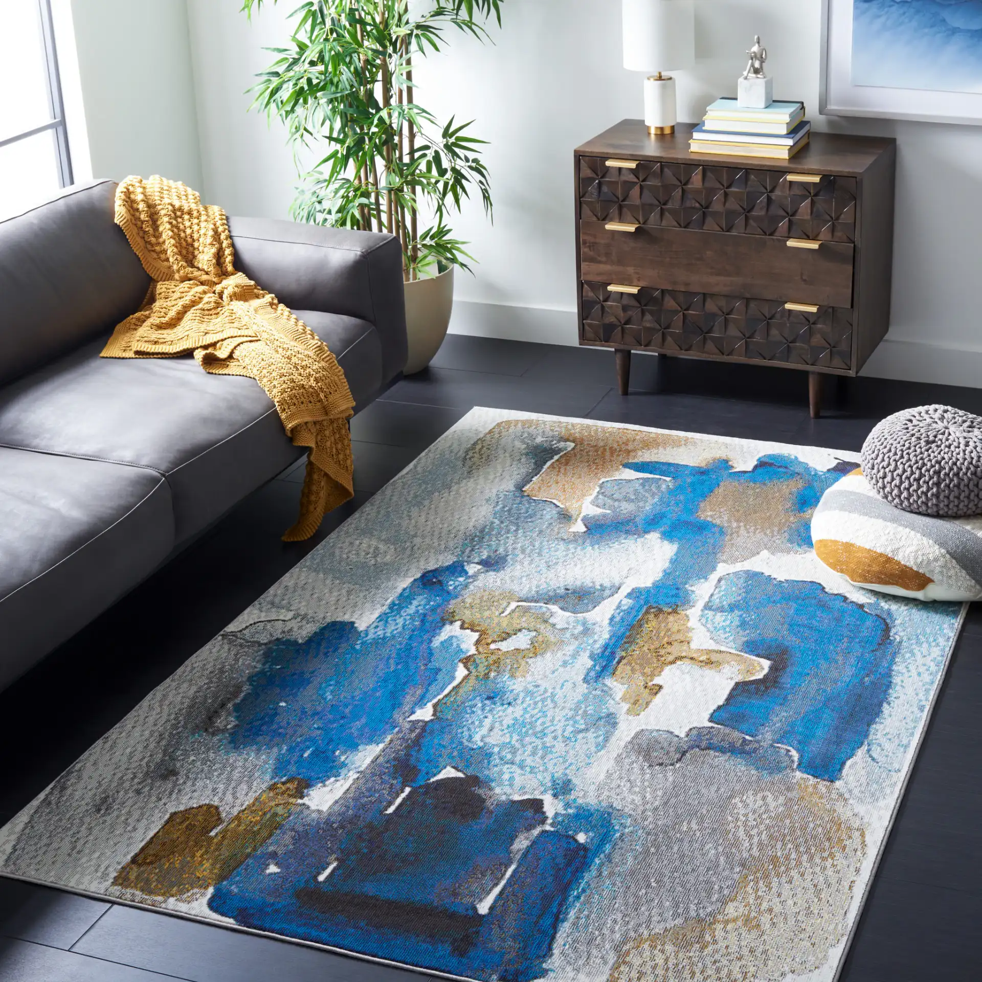 Aria Abstract Painterly Rug in Ivory / Navy in a styled room
