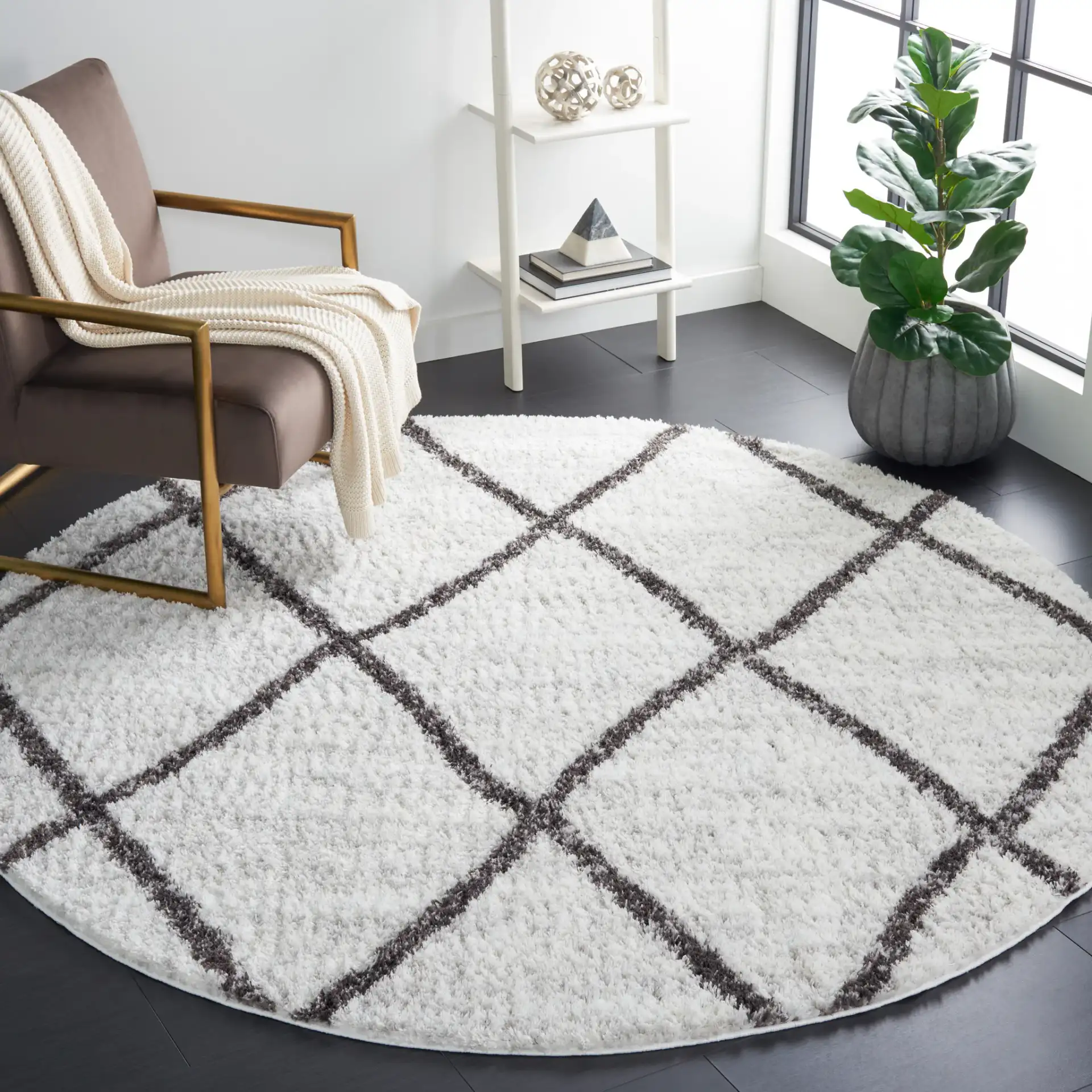Berber Oversized Diamond Trellis Shag Rug in Ivory / Gray in a styled room