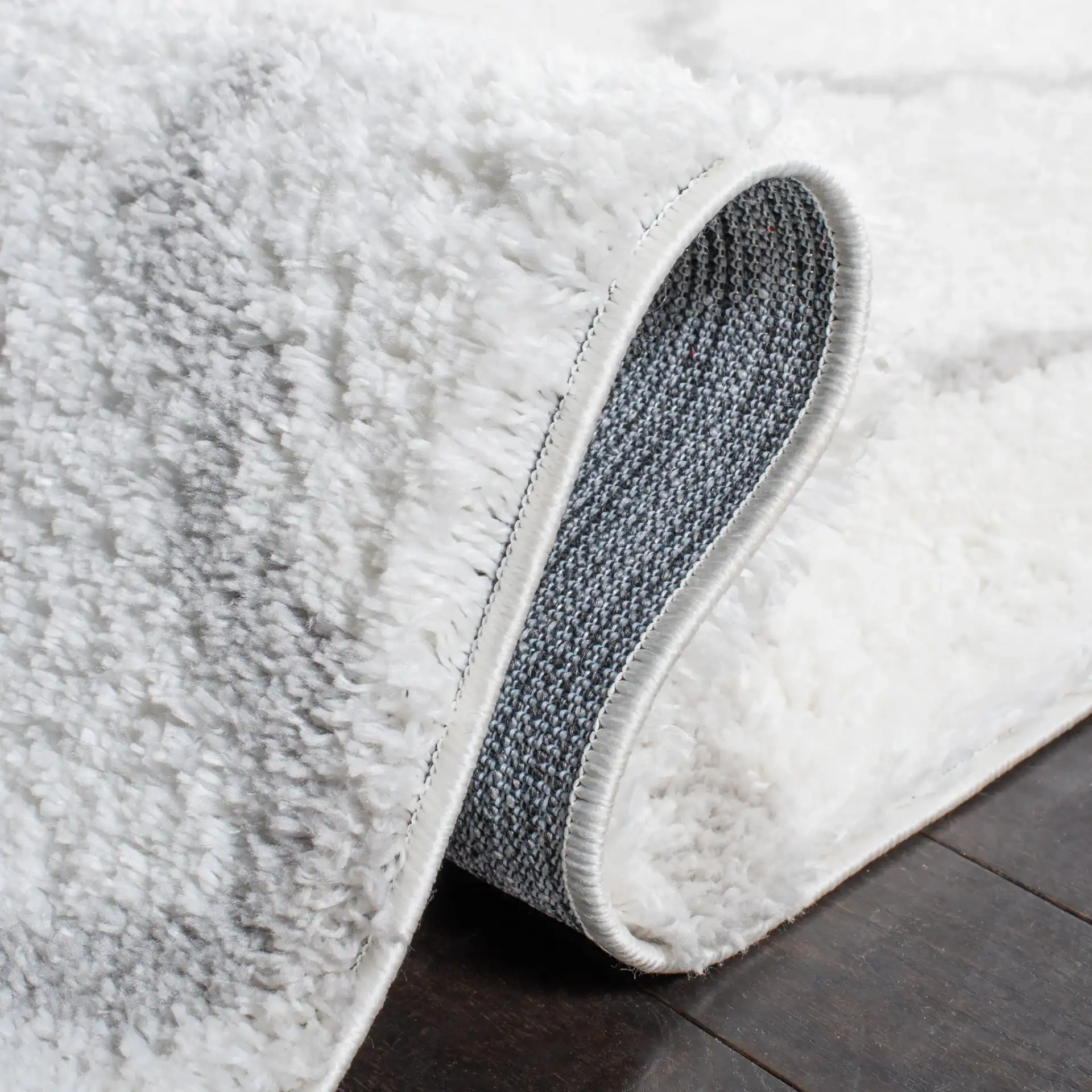 Berber Curved Trellis Shag Rug in Ivory / Light Gray in a styled room