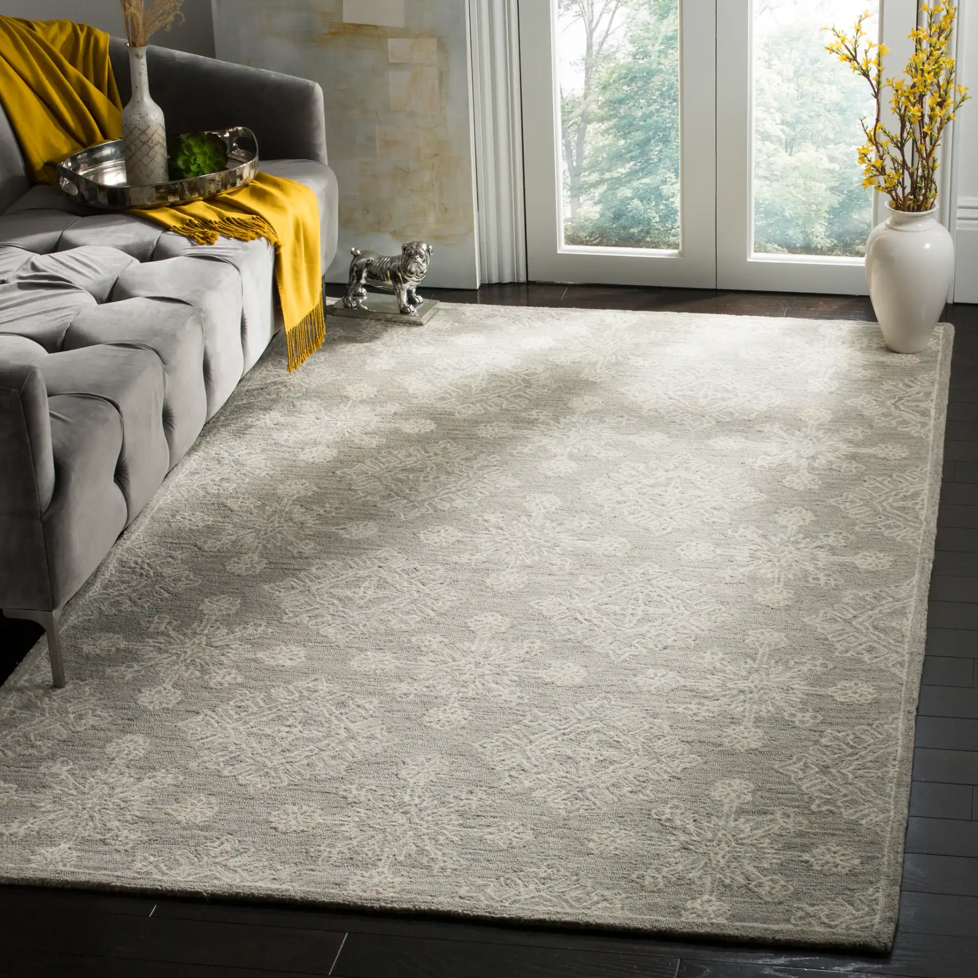 Blossom Diamond Medallion Hand-Tufted Wool Rug in Light Beige in a styled room
