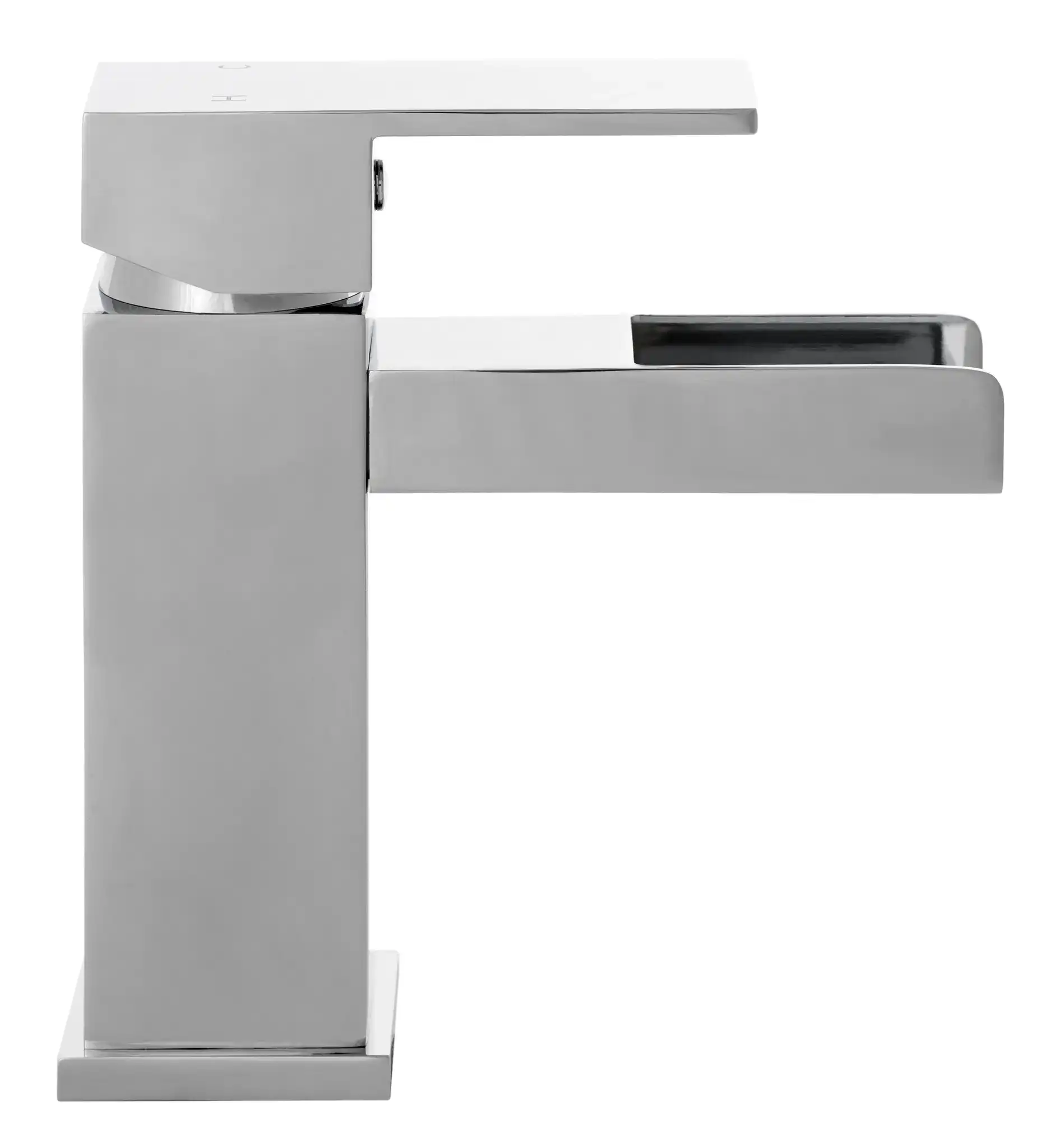 Calm Bathroom Faucet in Chrome, detail view