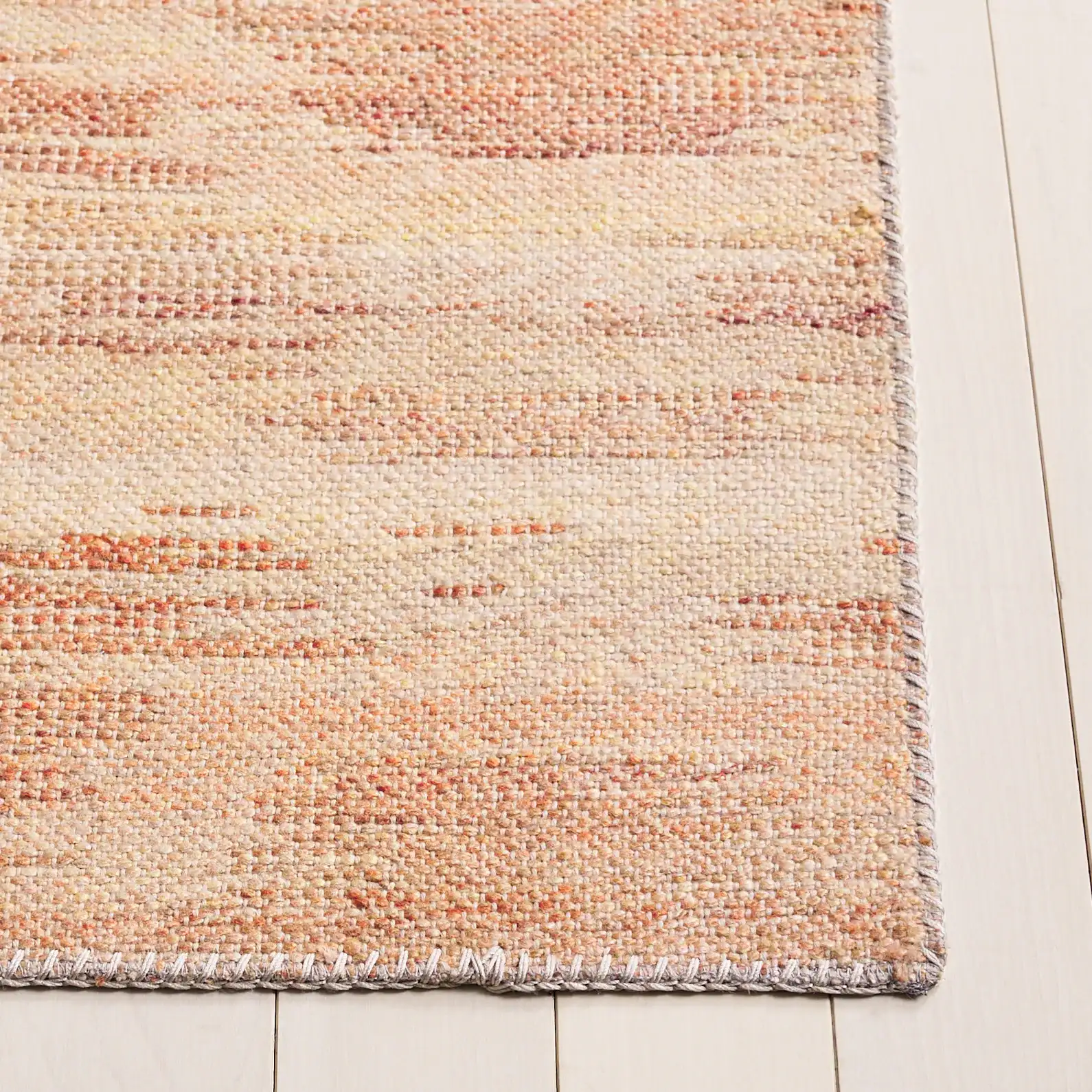 Cabo Blurred Diamond Rug in Red / Beige
