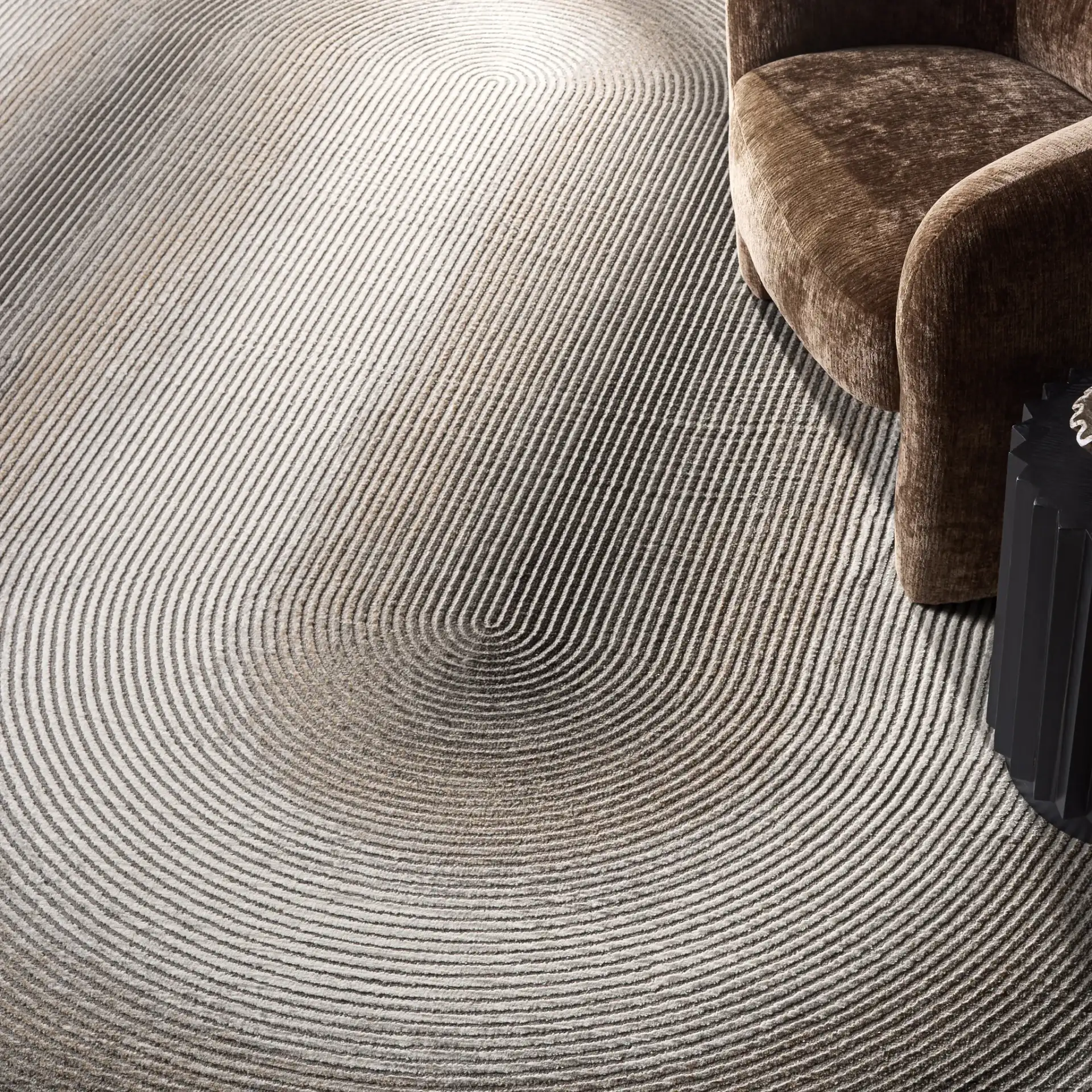Craft Linear Arch Rug in Gray / Gold in a styled room