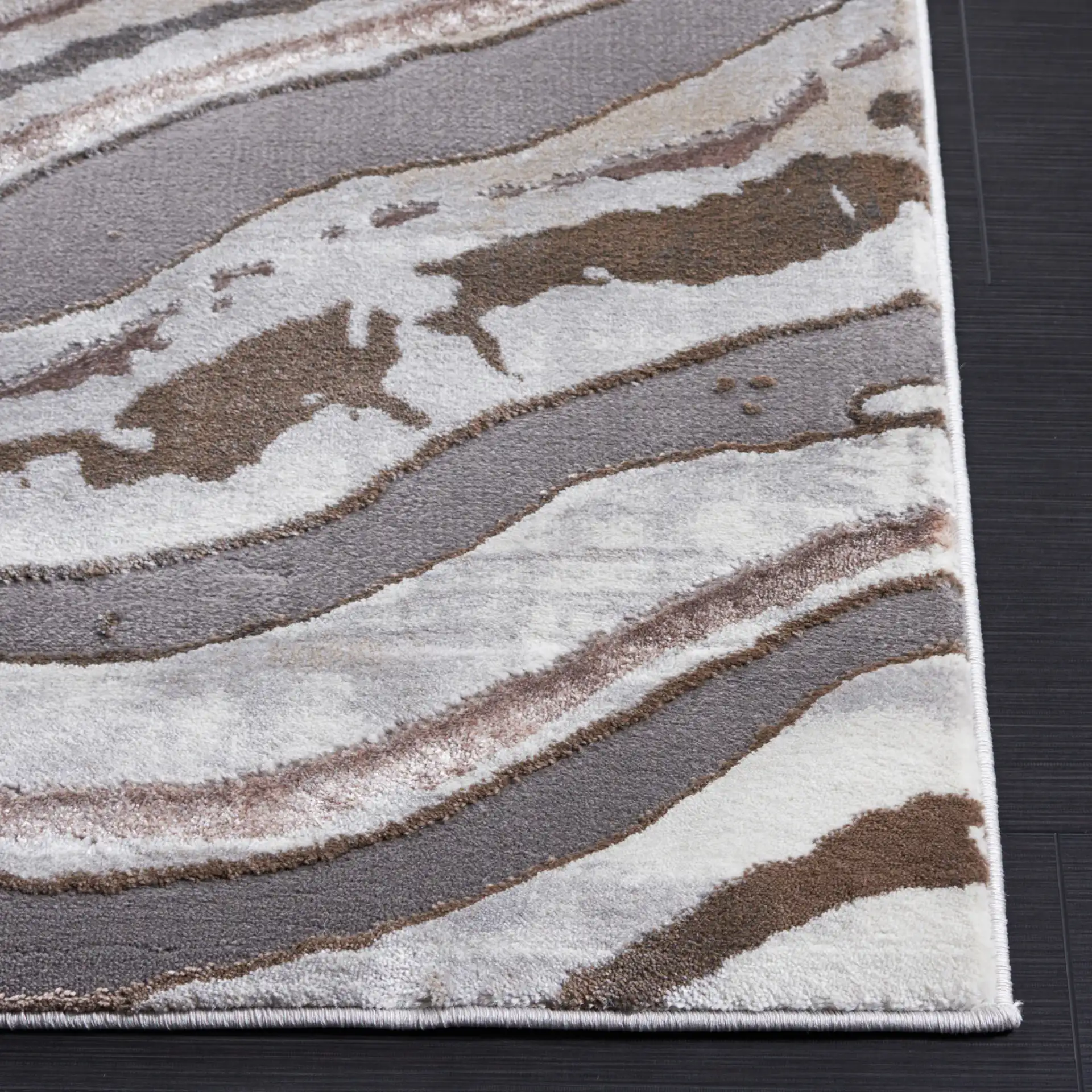 Craft Marble Stream Rug in Gray / Beige in a styled room