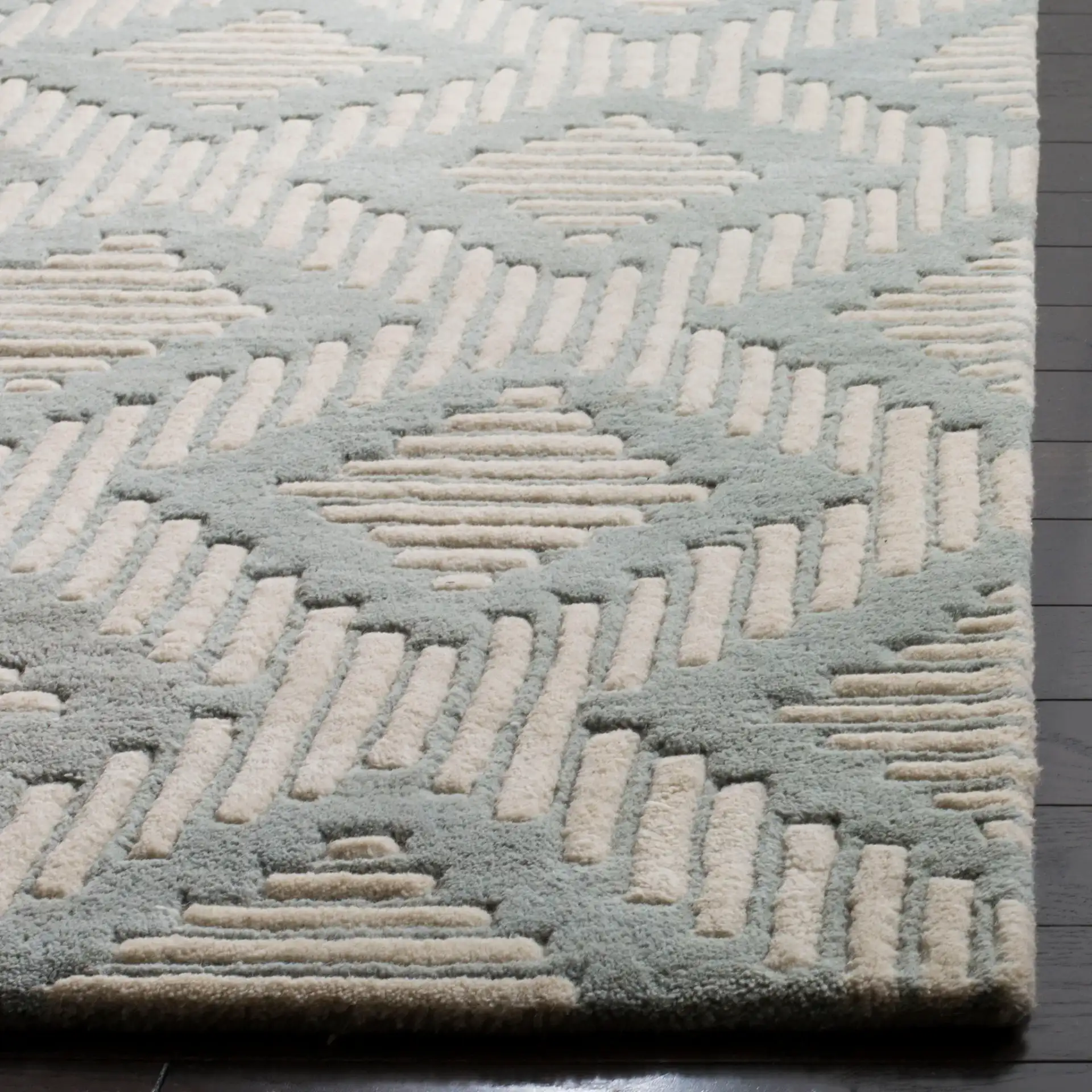 Chatham Dashed Diamond Hand-Tufted Wool Rug in Gray / Ivory in a styled room