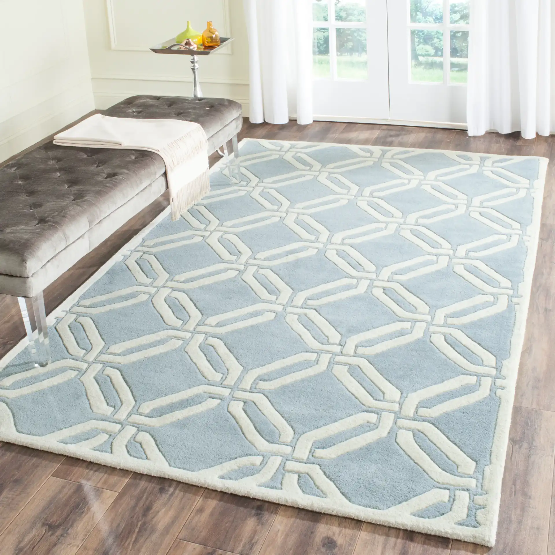 Chatham Interlocking Loop Hand-Tufted Wool Rug in Blue / Ivory in a styled room