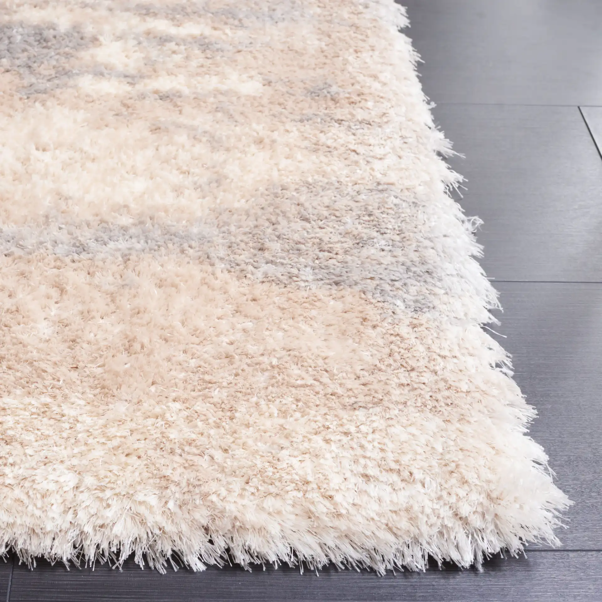 Cloud Abstract Shag Rug in Ivory / Gray in a styled room