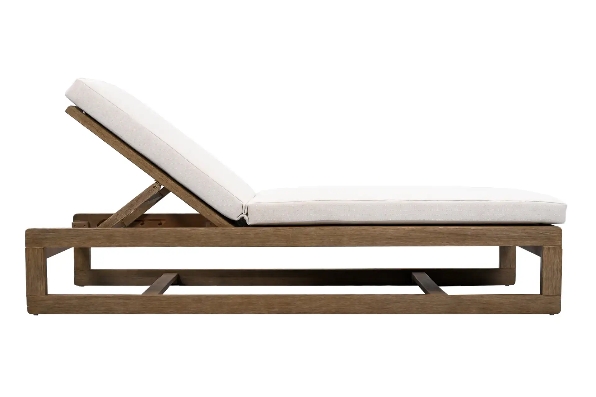 Saint Vincent Chaise Lounge in Natural / Beige, detail view