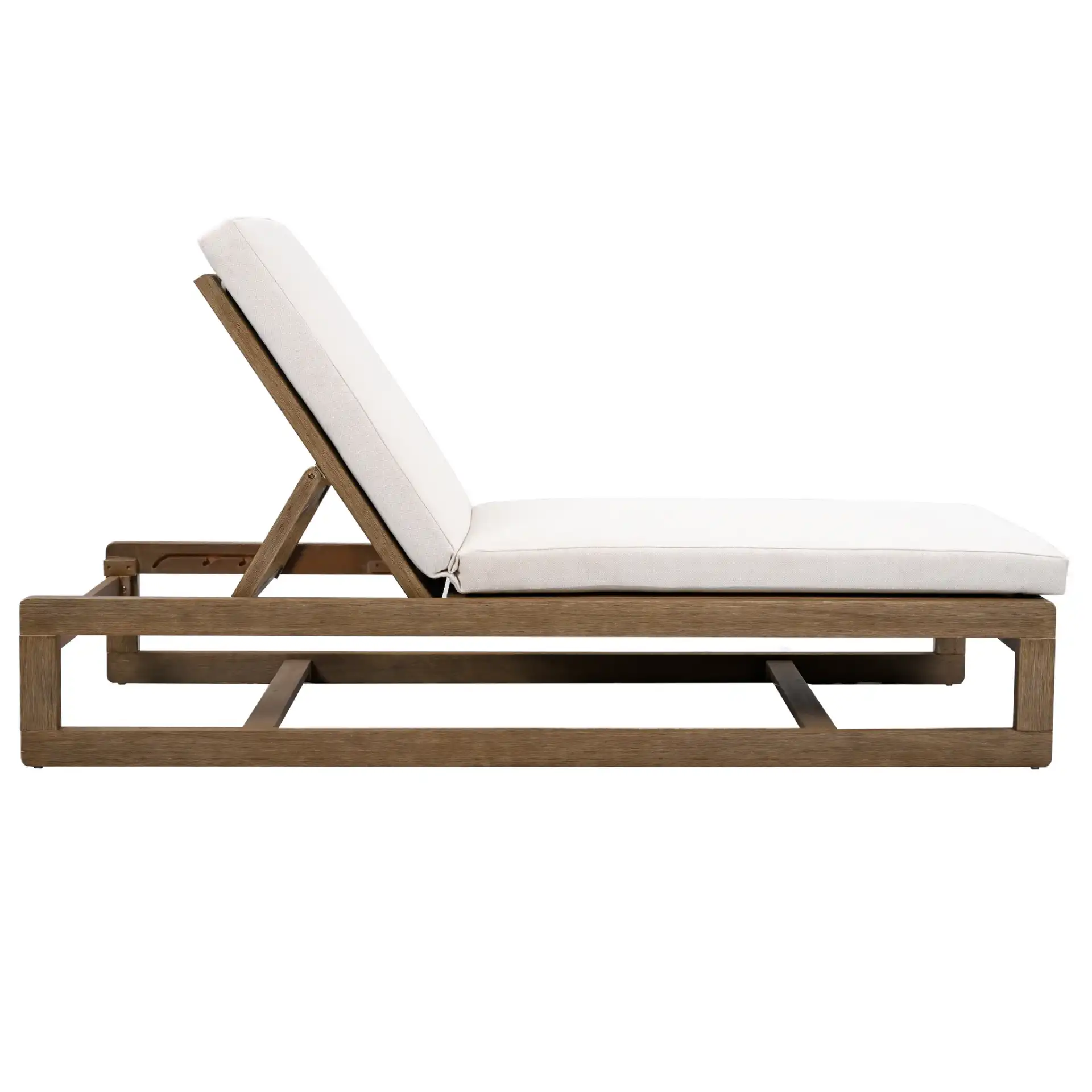Saint Vincent Chaise Lounge in Natural / Beige, detail view