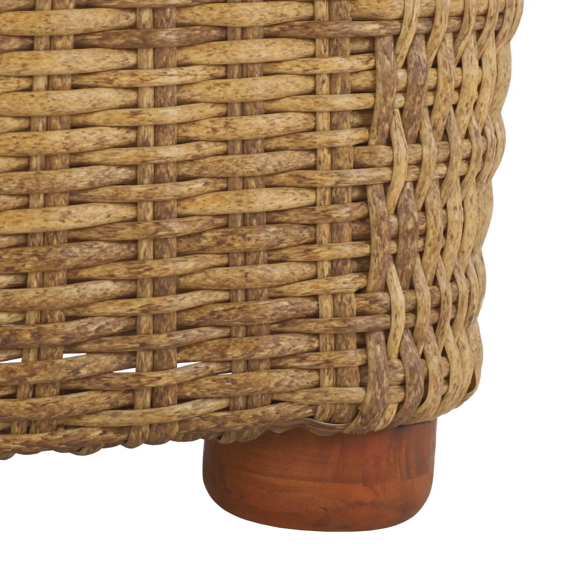 Melbourne Wicker Patio Chair in Natural / White, detail view