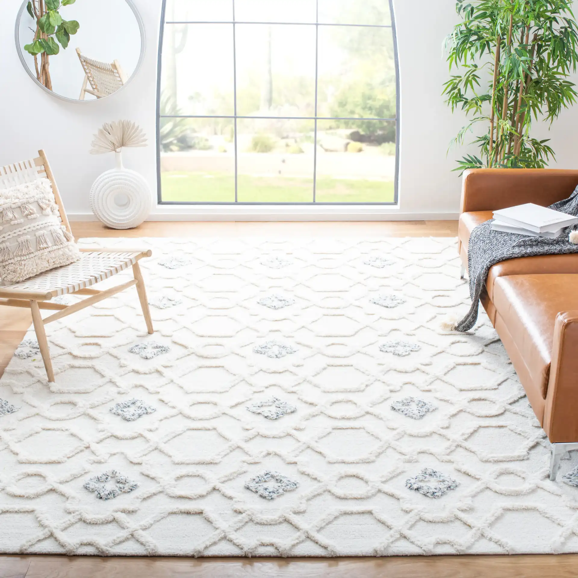 Casablanca Trellis Hand-Tufted Wool Rug in Ivory in a styled room