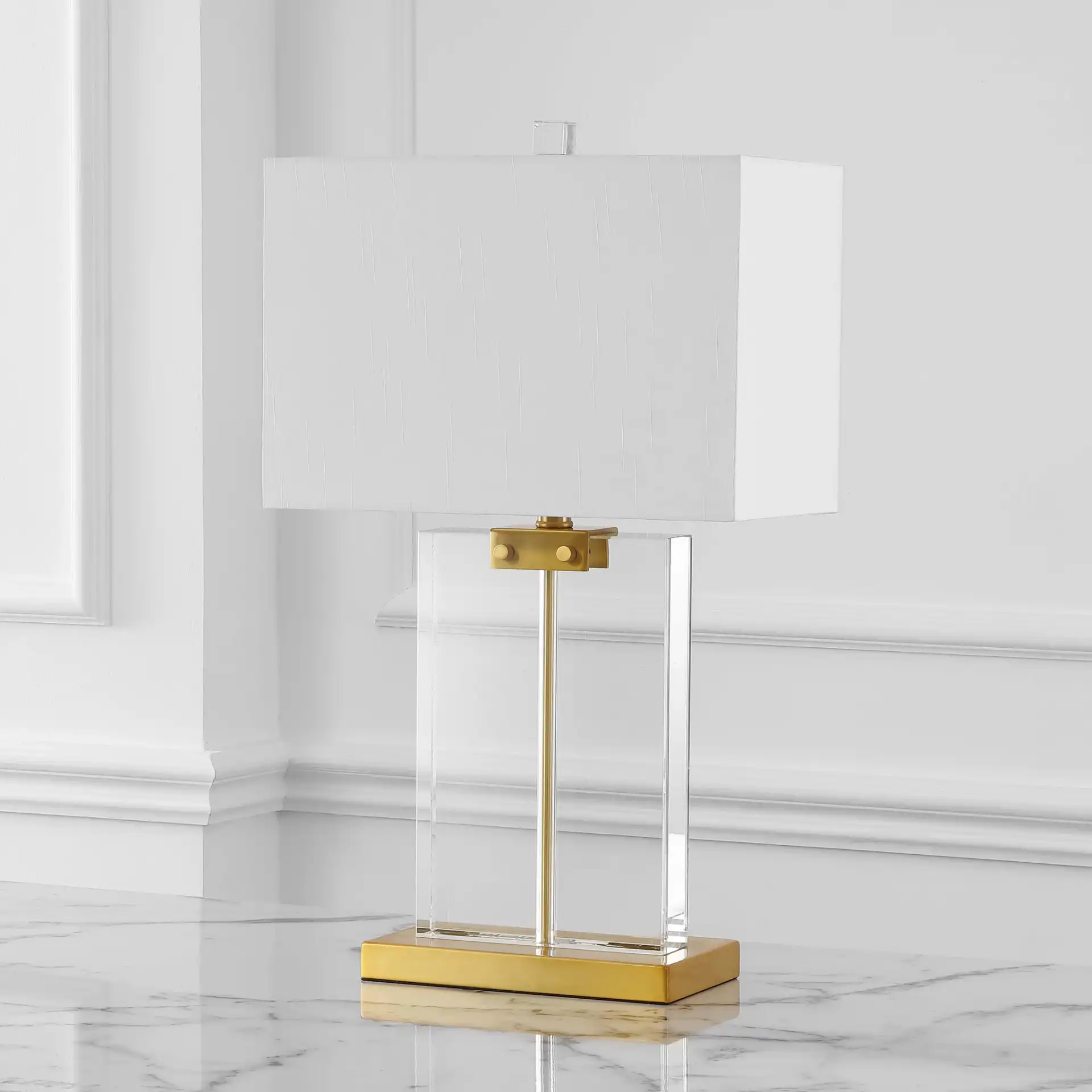 Maddock Crystal Table Lamp in Clear / Gold, detail view