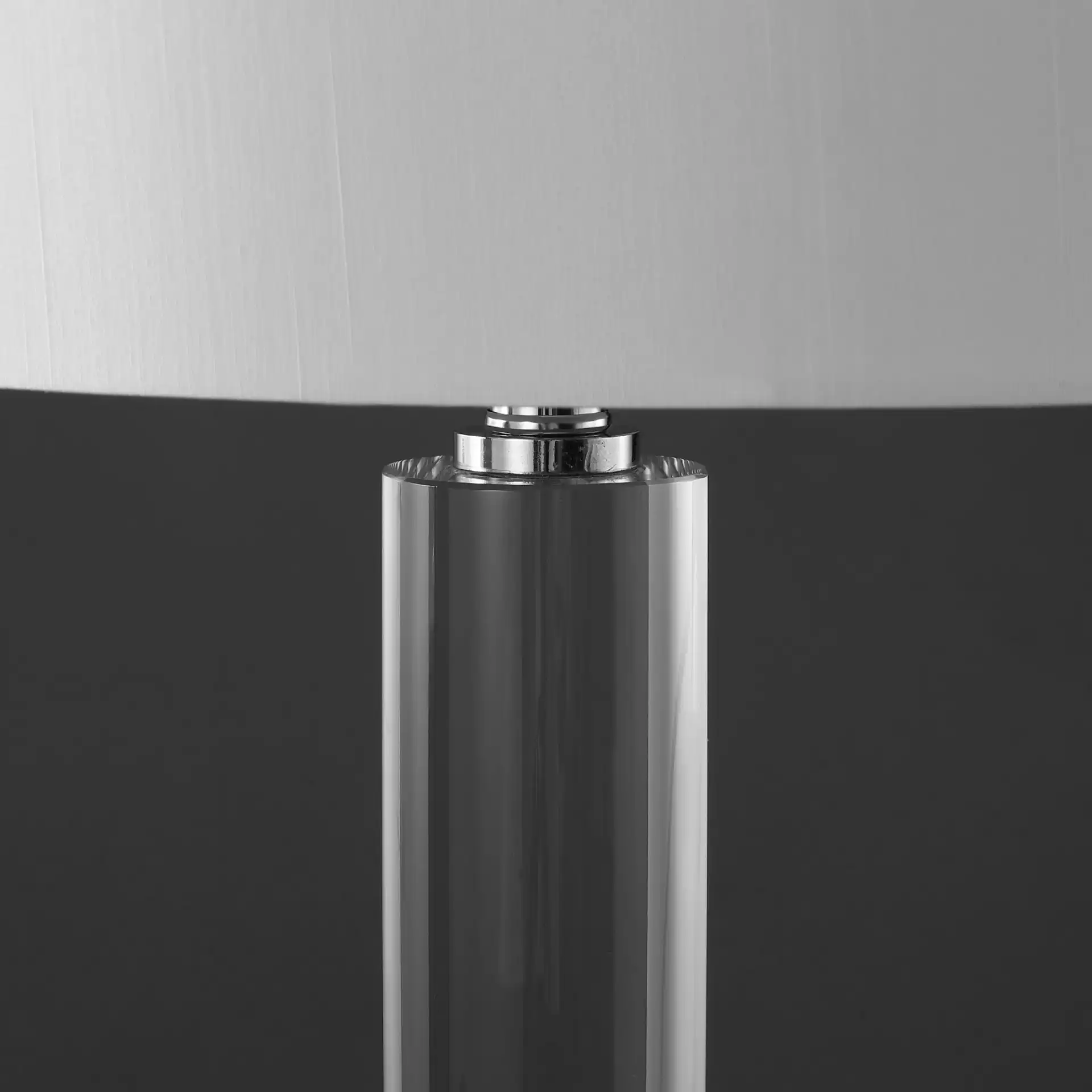 Saravia Crystal Table Lamp in Nickel / White in a styled room