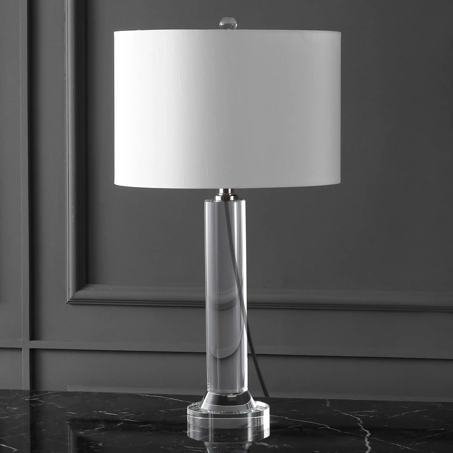 Saravia Crystal Table Lamp in Nickel / White, detail view