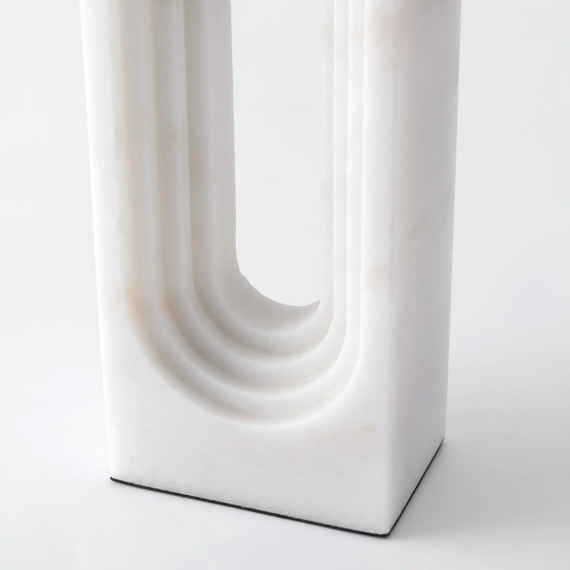 Floressa Marble Table Lamp in Brass / White in a styled room