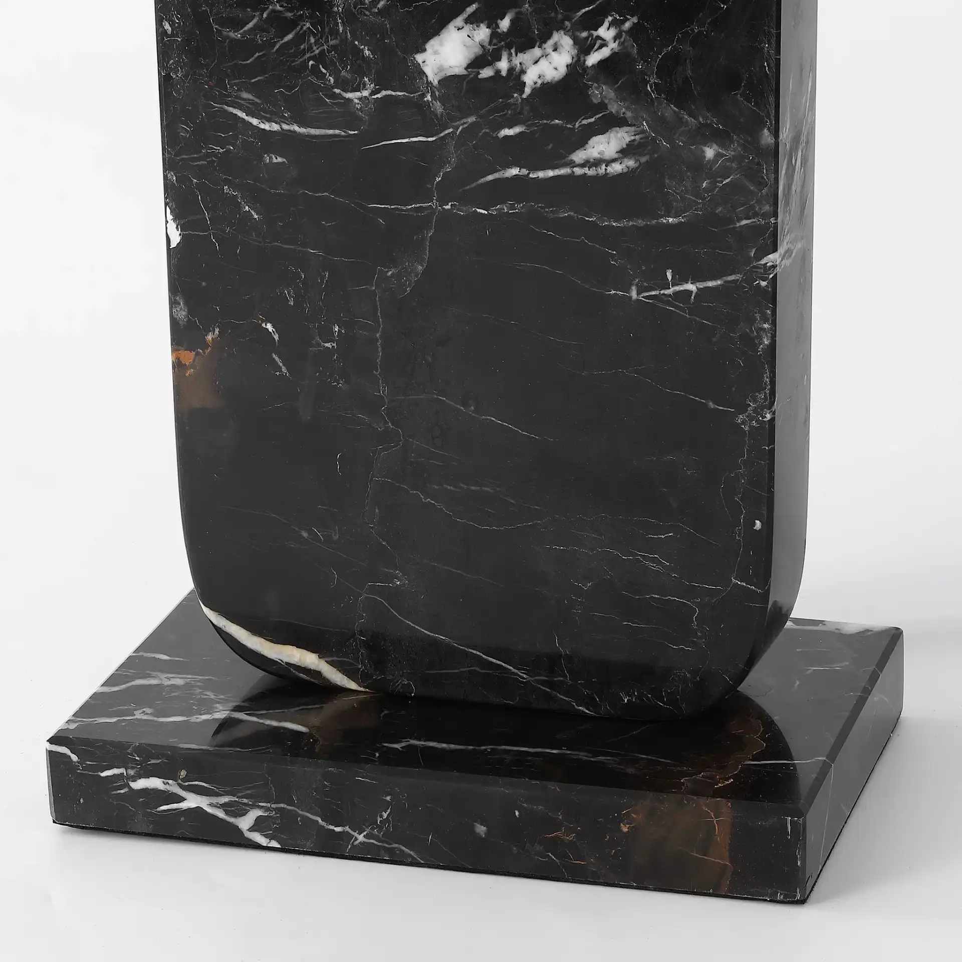 Nikolaus Marble Table Lamp in Black / White in a styled room