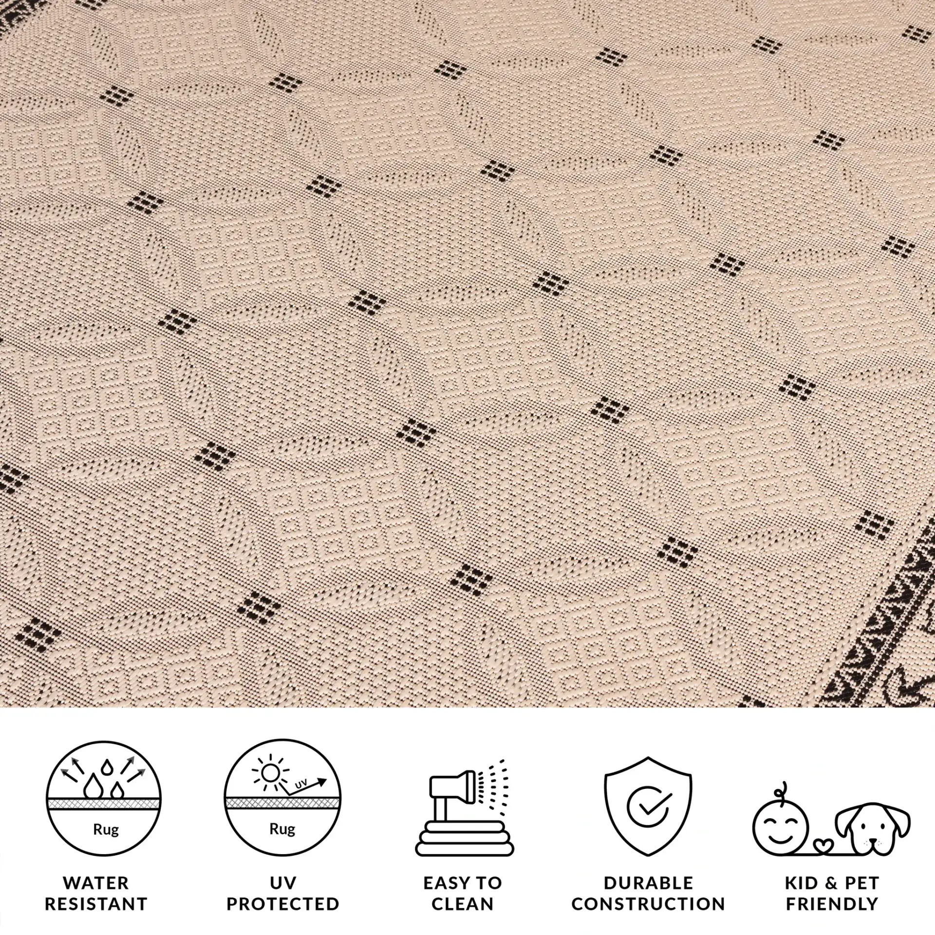 Courtyard Interlocking Ring Bordered Outdoor Rug in Sand / Black in a styled room