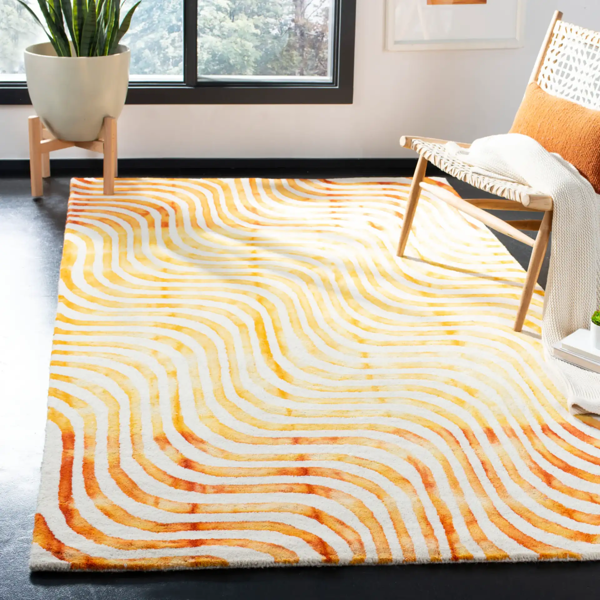 Dip Dye Wavy Stripe Hand-Tufted Rug in Ivory / Terracotta in a styled room