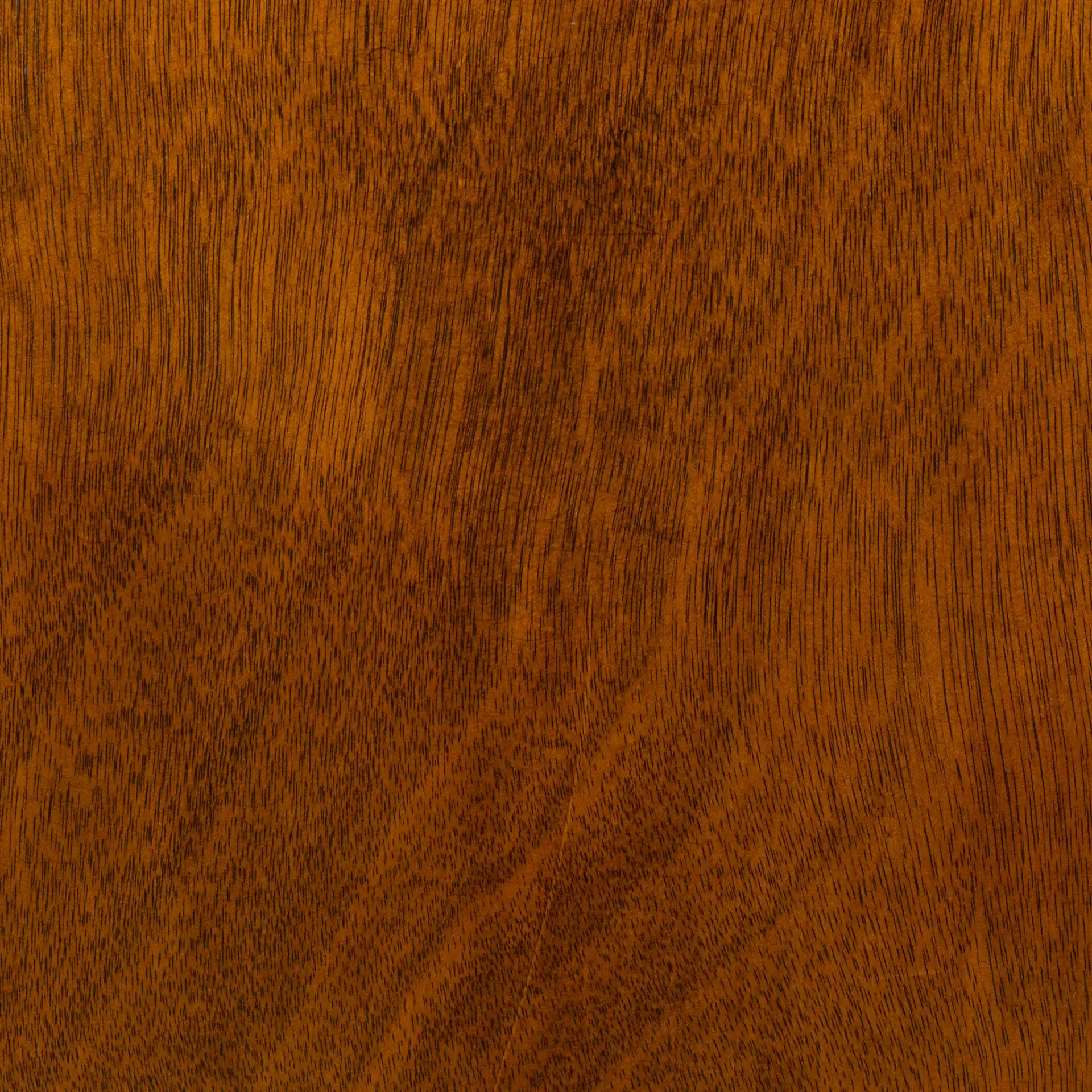Varda Manual Extension Dining Table in Walnut, detail view