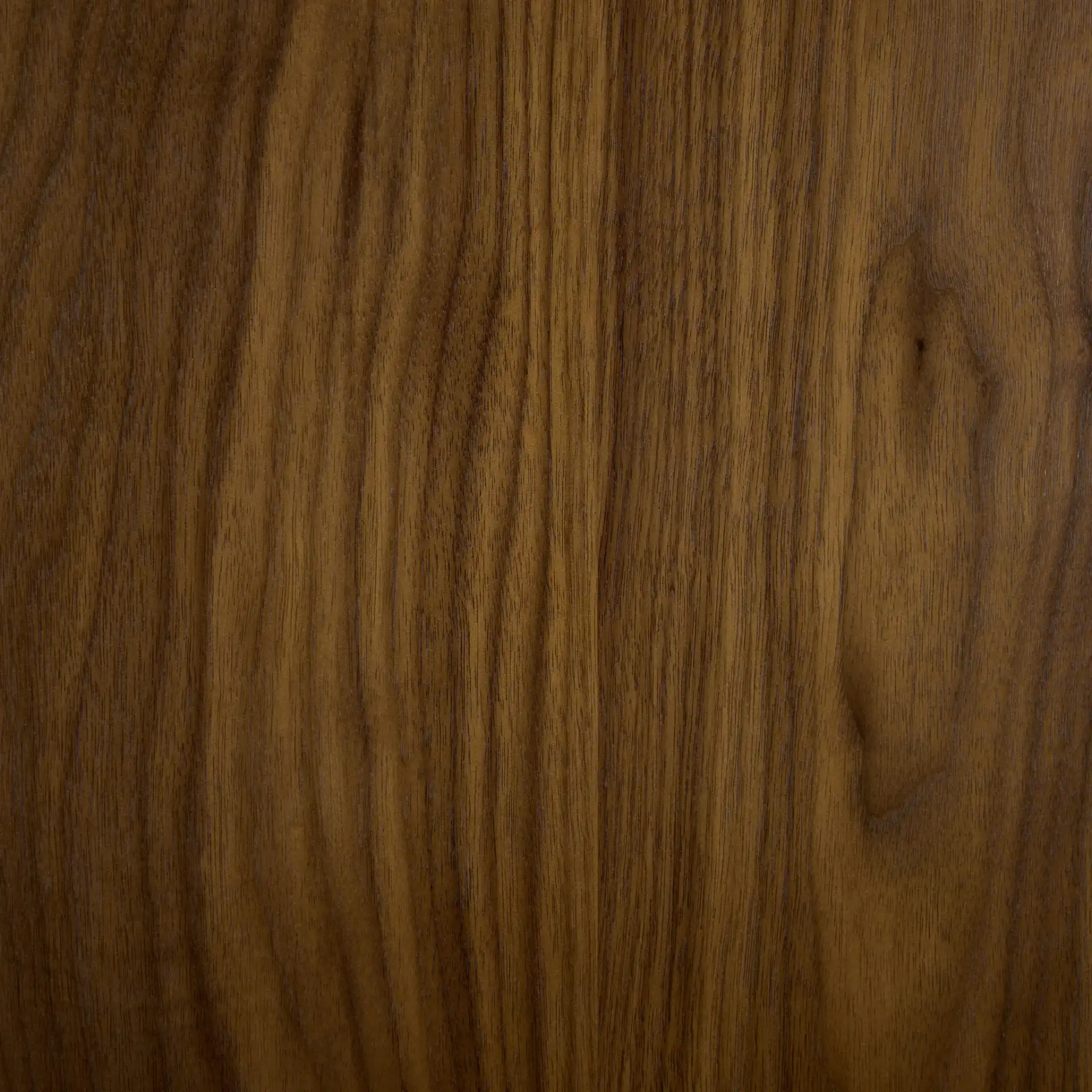 Alissa Extendable Dining Table in Walnut, detail view