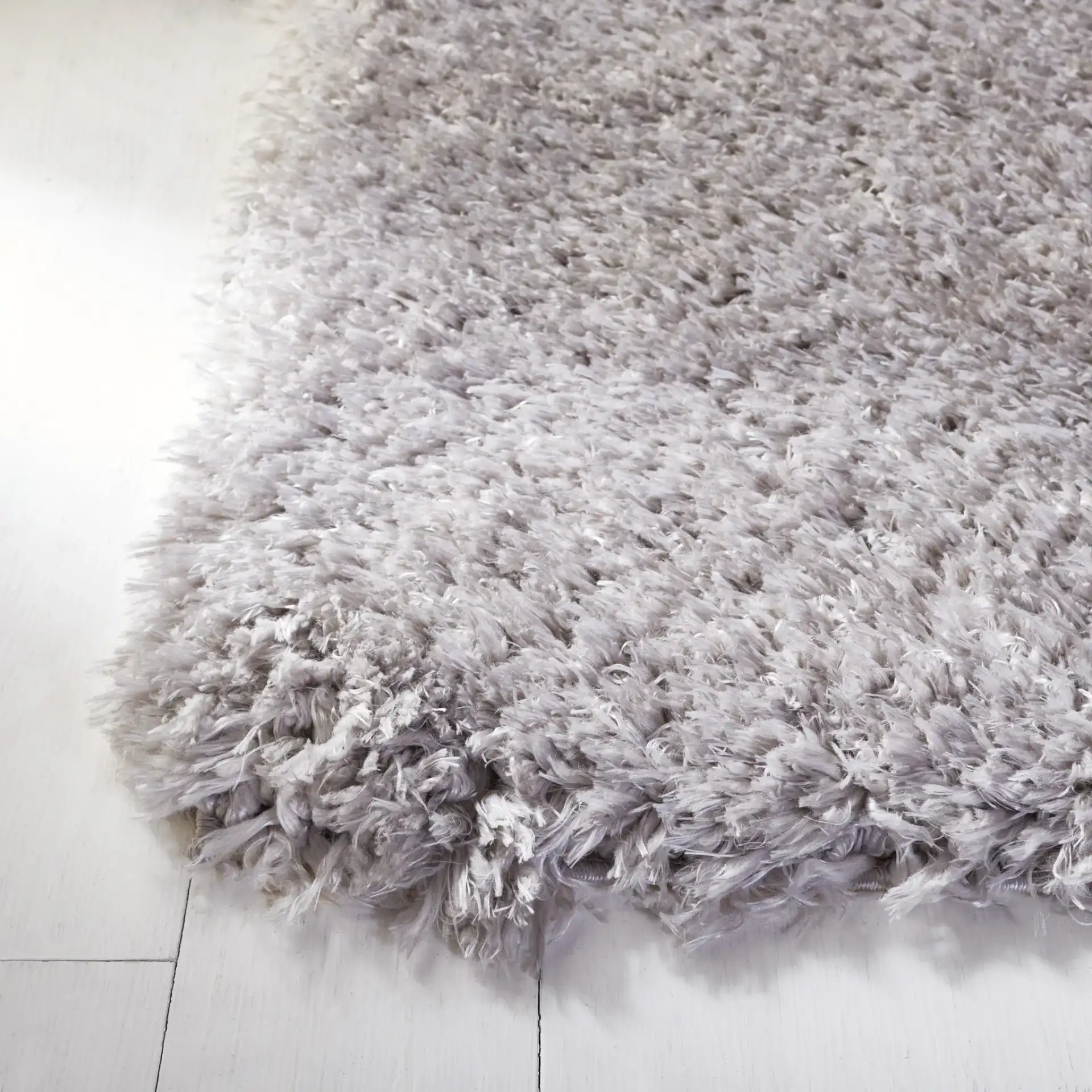 Flokati Solid Shag Rug in Silver