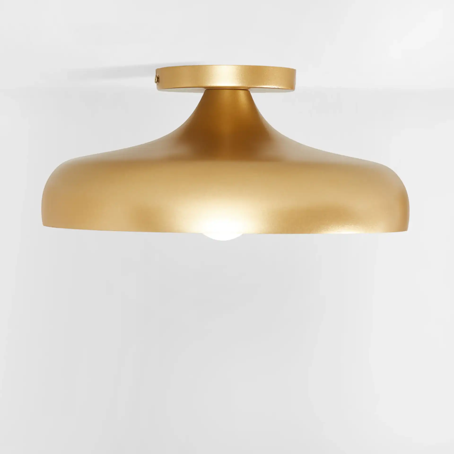 Willet Flush Mount in Gold, detail view