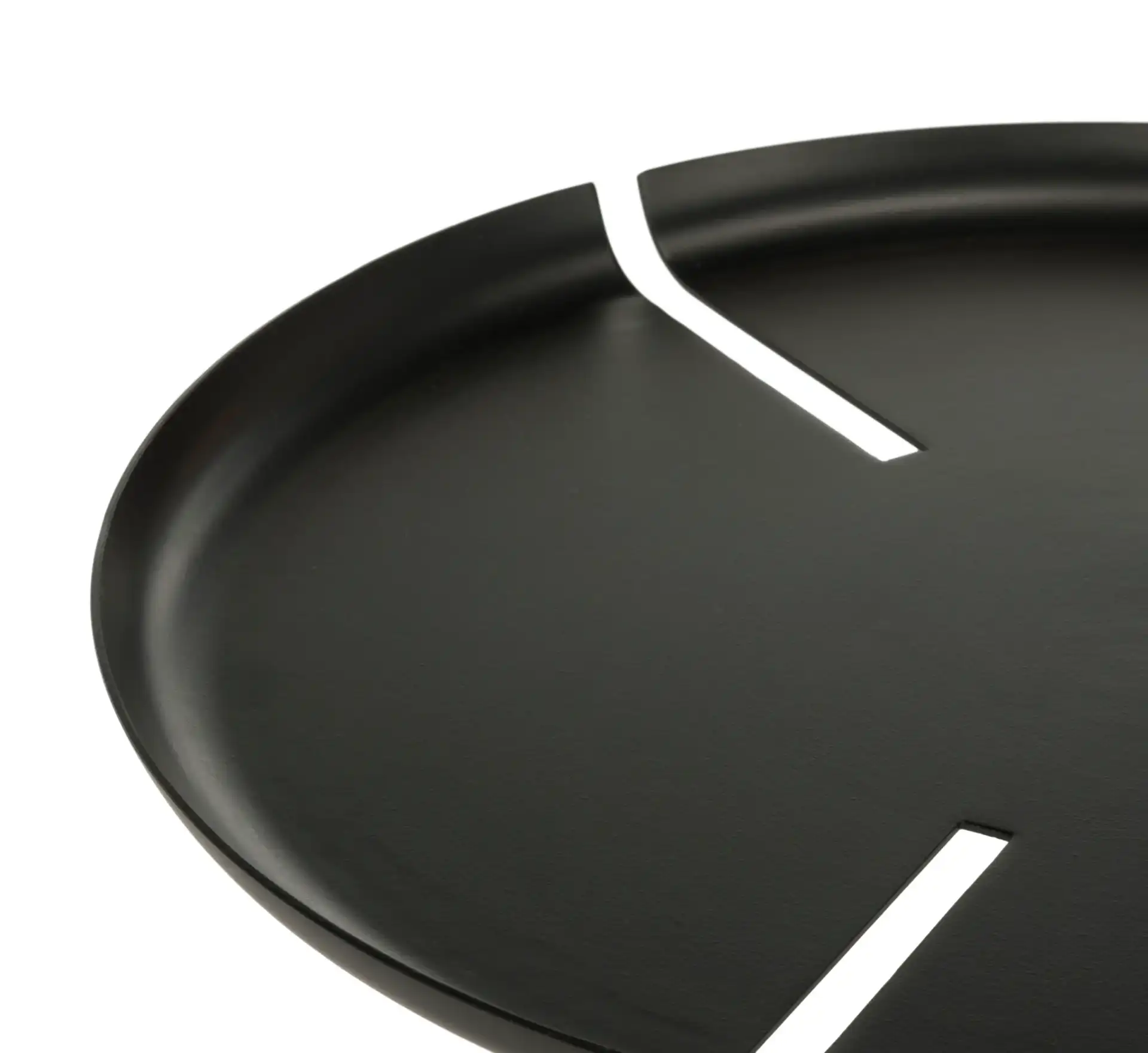 Lark Side Table in Matte Black, detail view