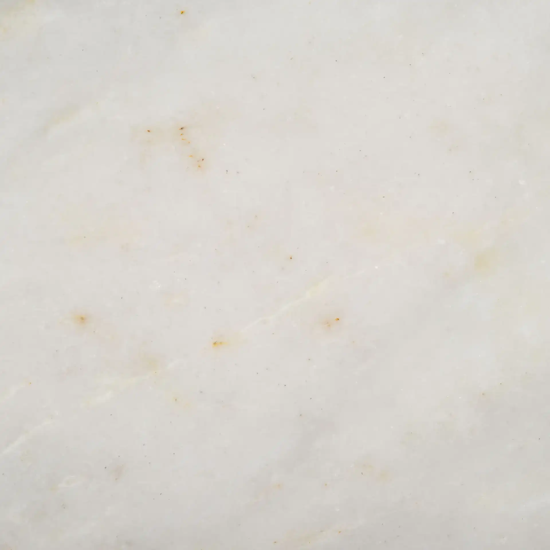 Shiara Round Accent Table in White Marble / Antique Brass, detail view