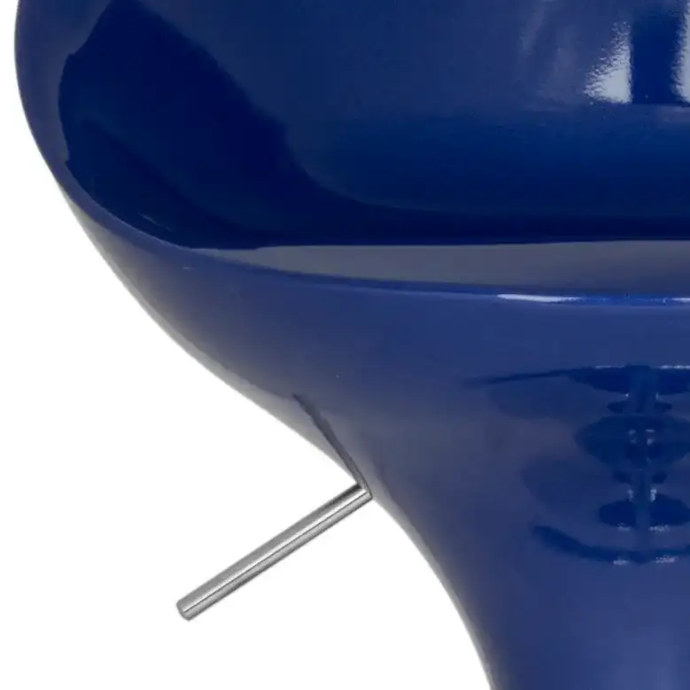 Zorab Barstool in White, detail view