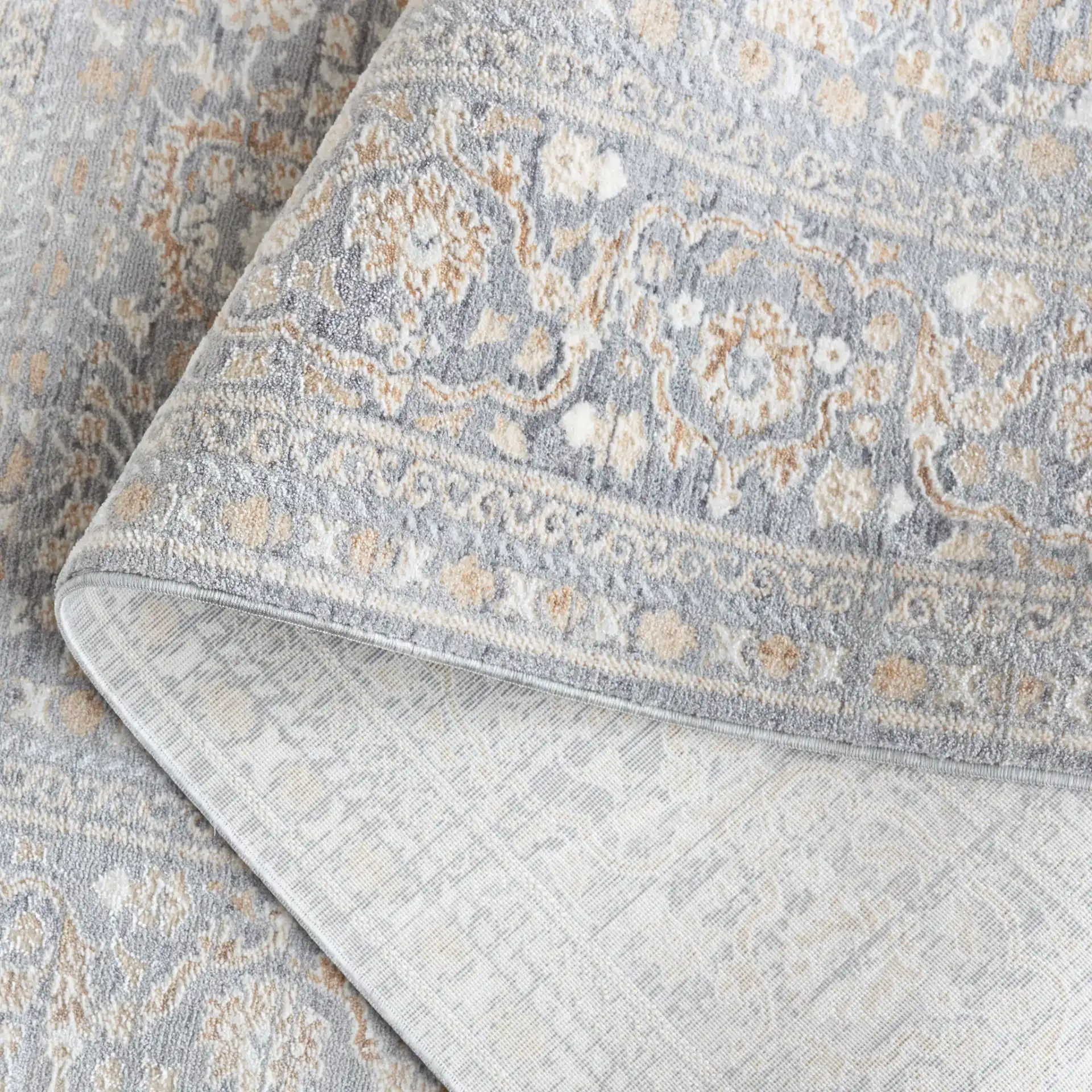 Harlow Traditional Floral Rug in Ivory / Blue Gray in a styled room