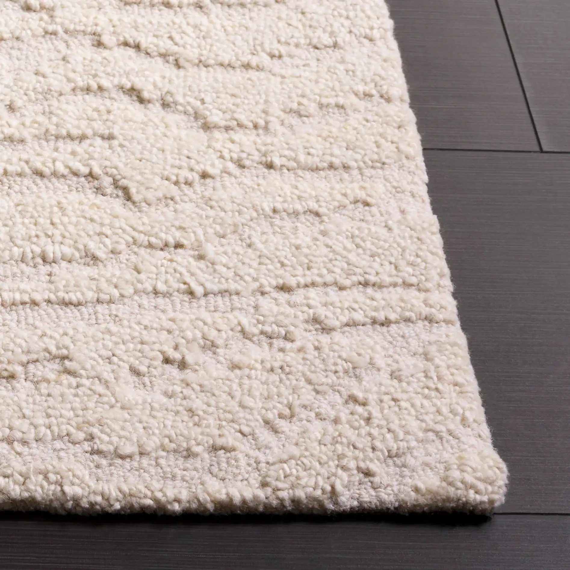 Harvest Wave Hand-Tufted Wool Rug in Ivory in a styled room