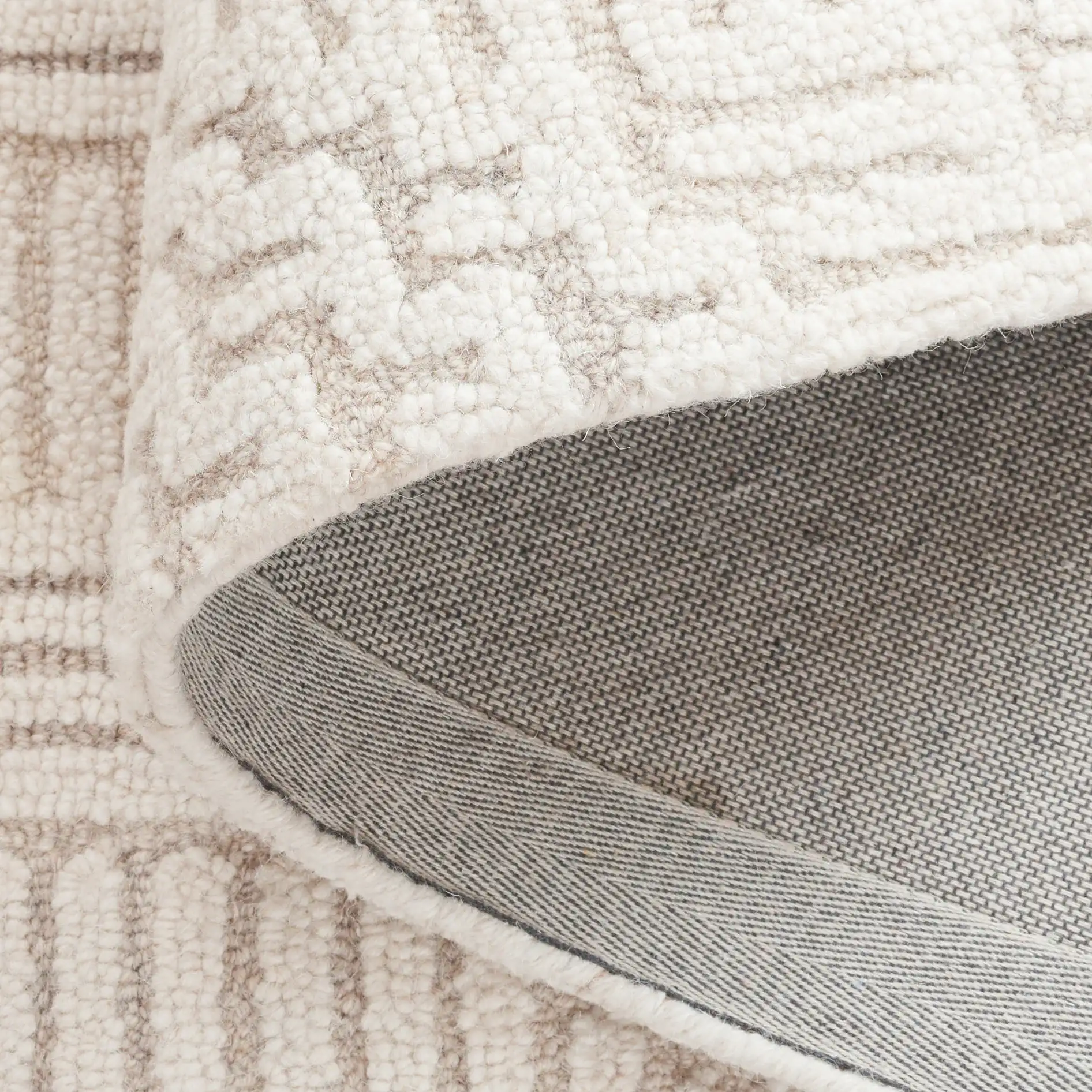 Harvest Linear Blocks Hand-Tufted Wool Rug in Beige / Ivory in a styled room