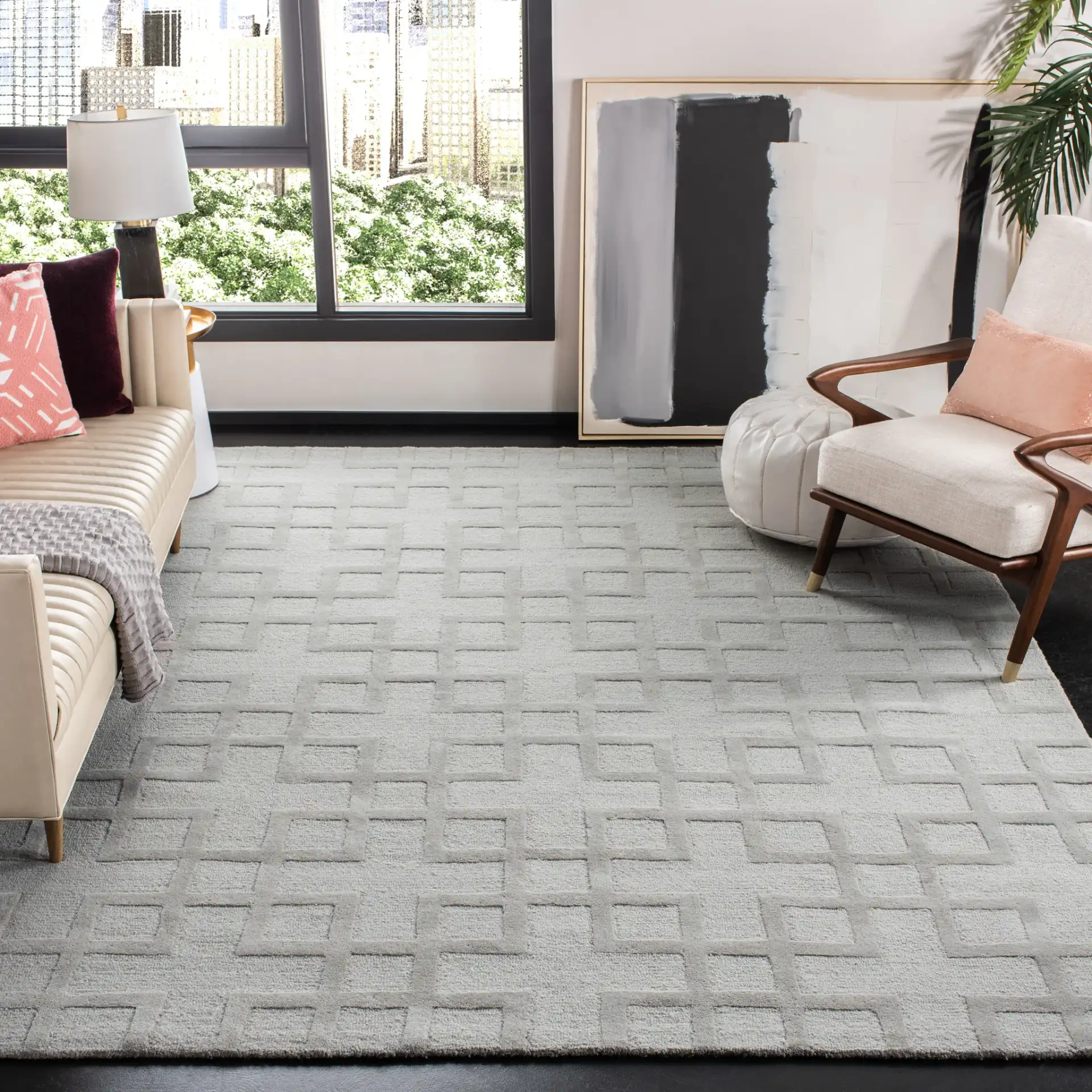 Impressions Interlocking Grid Hand-Loomed Wool Rug in Gray in a styled room