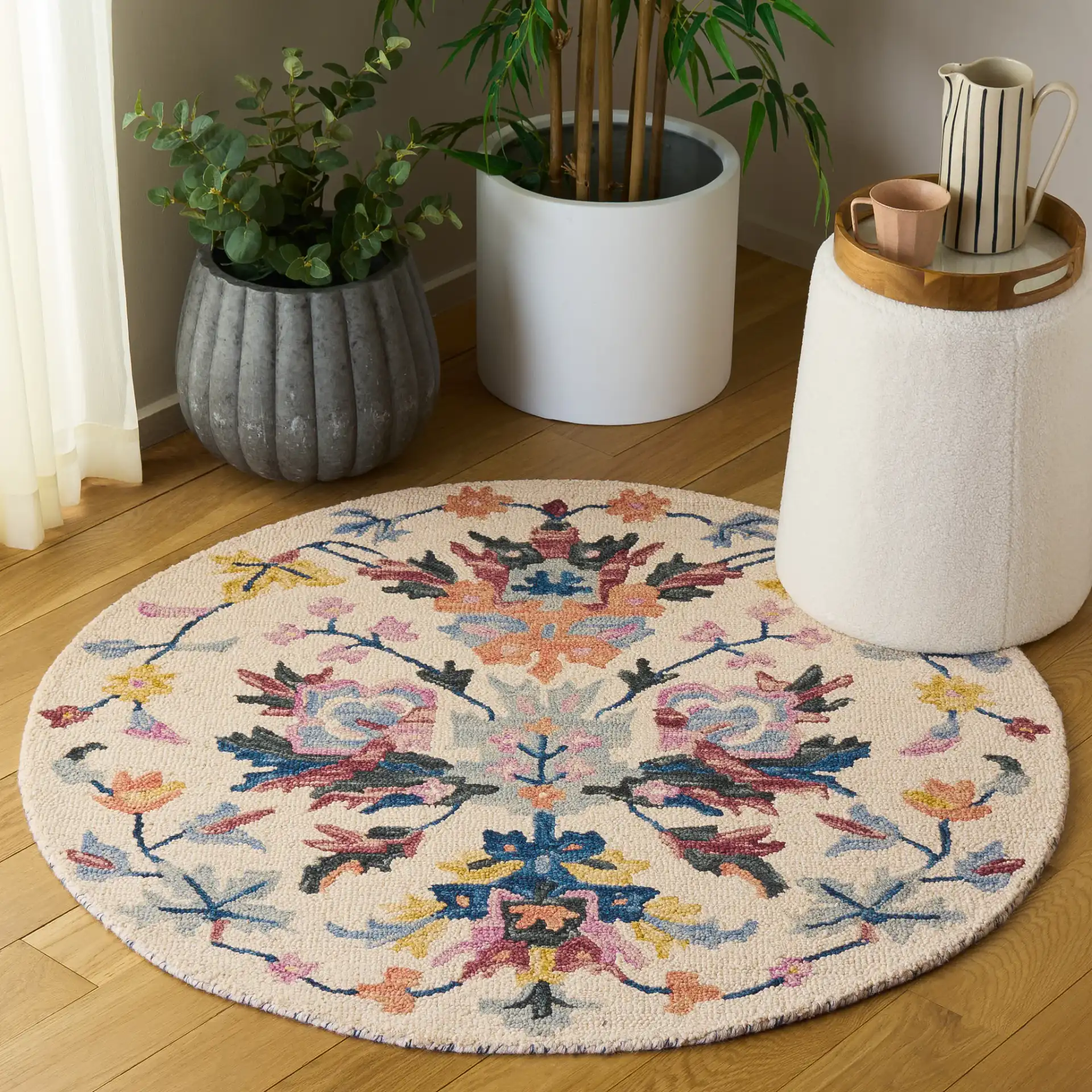 Jardin Botanical Bouquet Hand-Tufted Wool Rug in Ivory / Light Blue in a styled room