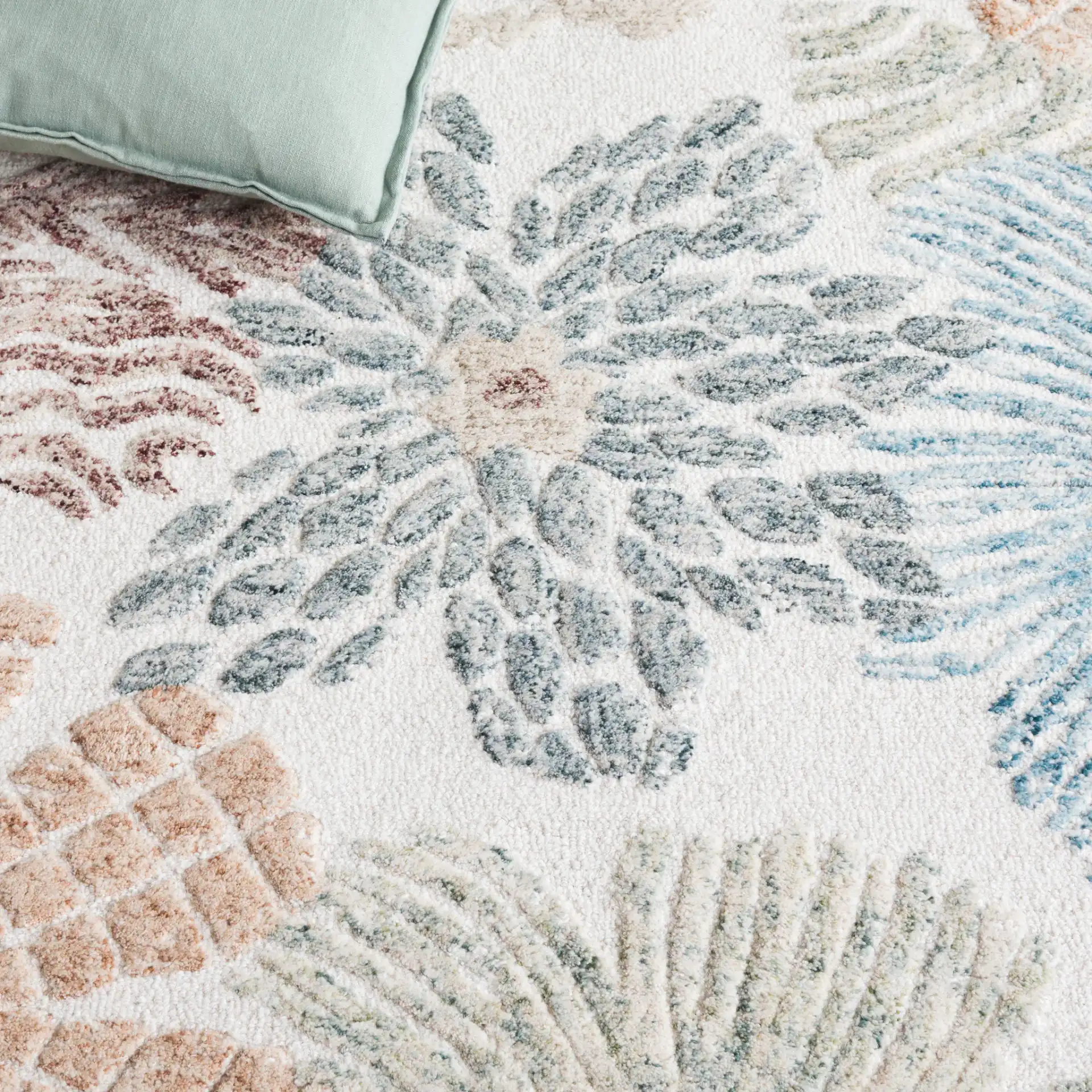 Jardin Daisy Floral Hand-Tufted Wool Rug in Red / Blue in a styled room