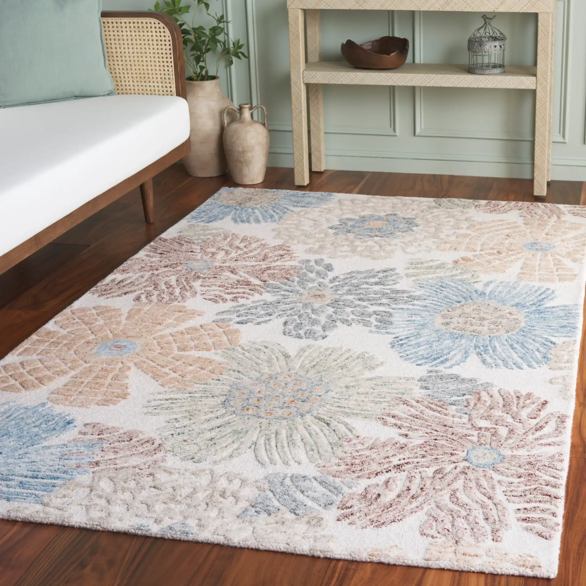Jardin Daisy Floral Hand-Tufted Wool Rug in Red / Blue in a styled room